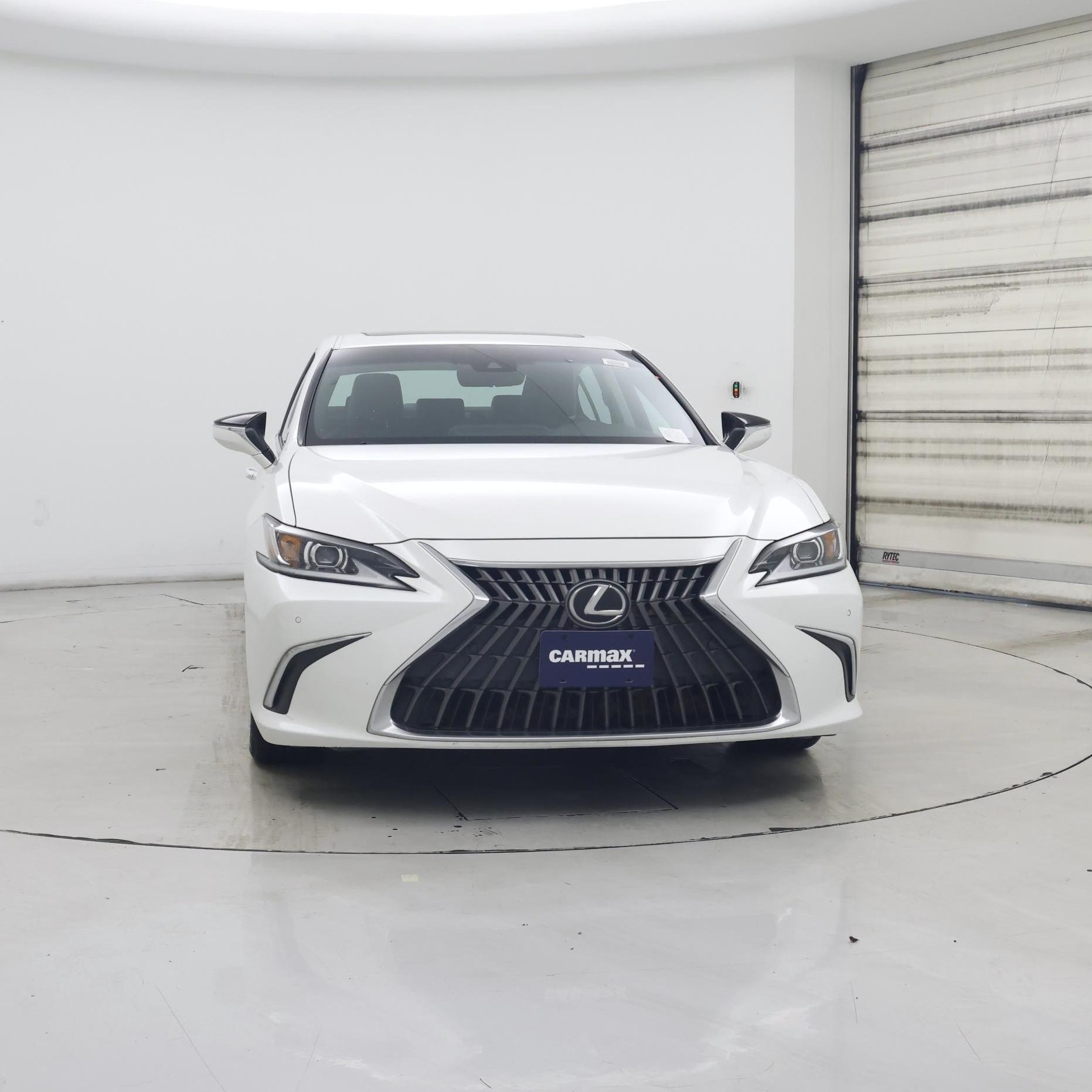 Thumbnail: 2022 Lexus ES - 5