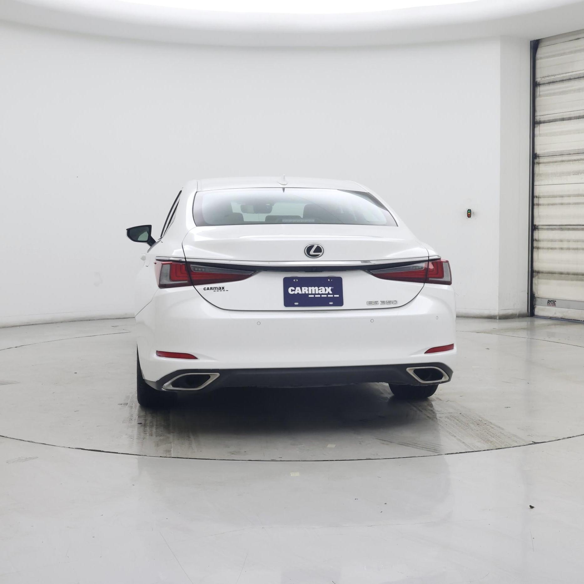 Thumbnail: 2022 Lexus ES - 6