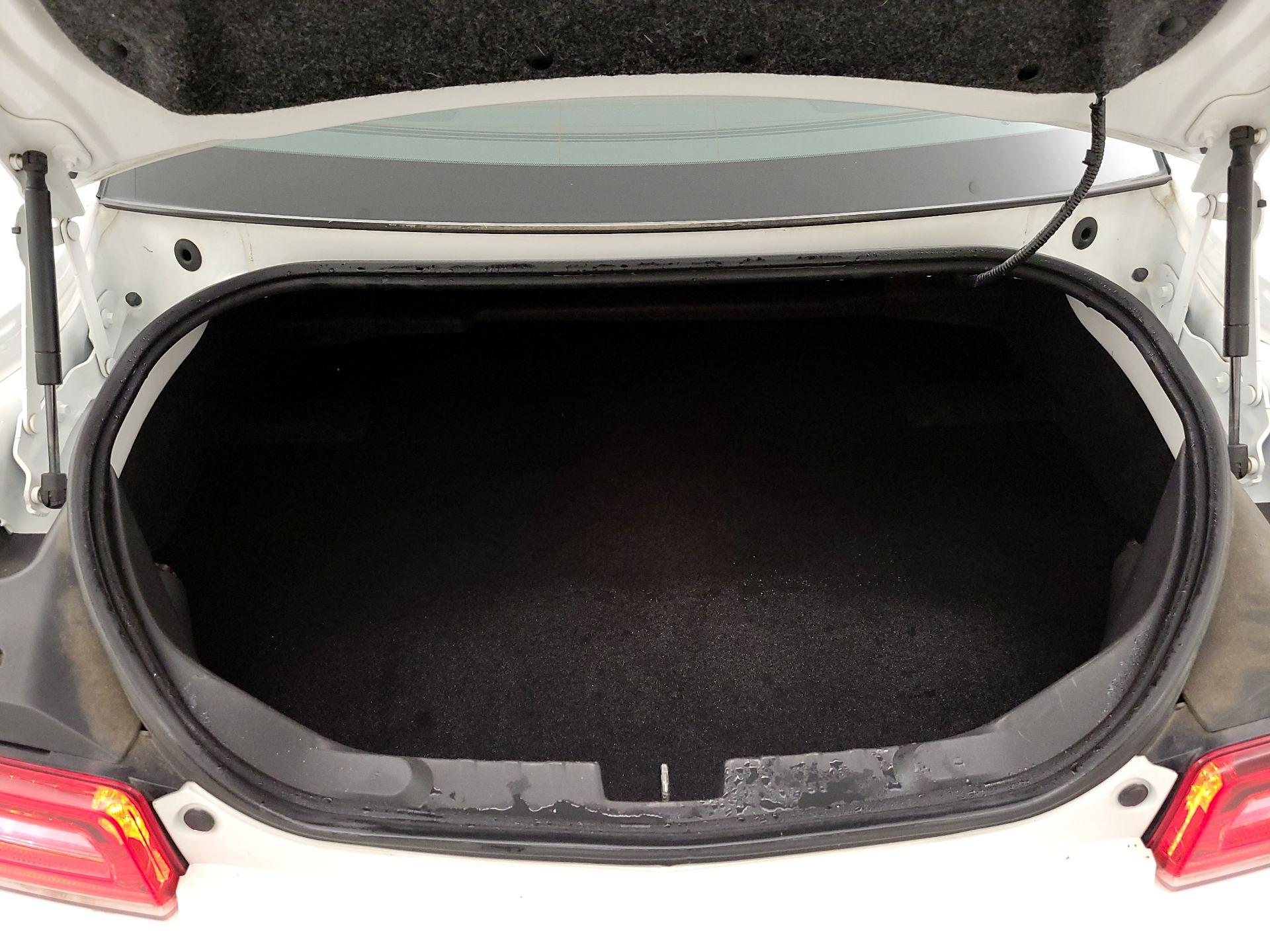 Thumbnail: 2015 Chevrolet Camaro - 19