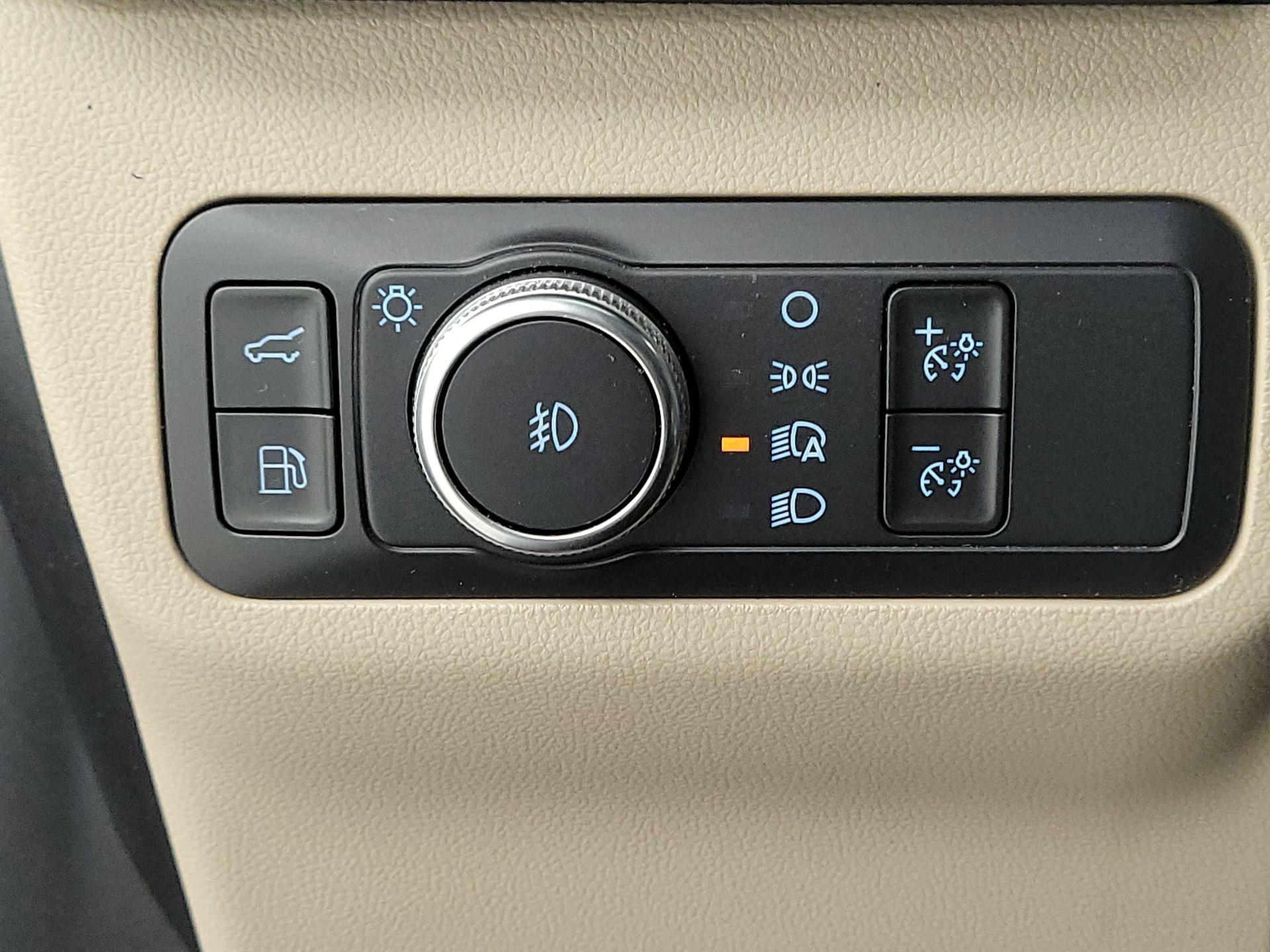 Thumbnail: 2021 Ford Escape - 13