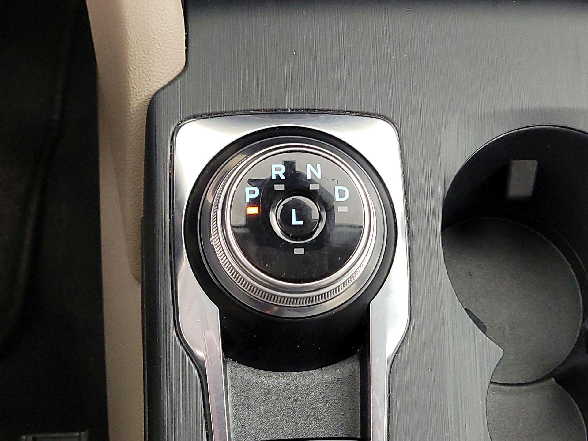 Thumbnail: 2021 Ford Escape - 17