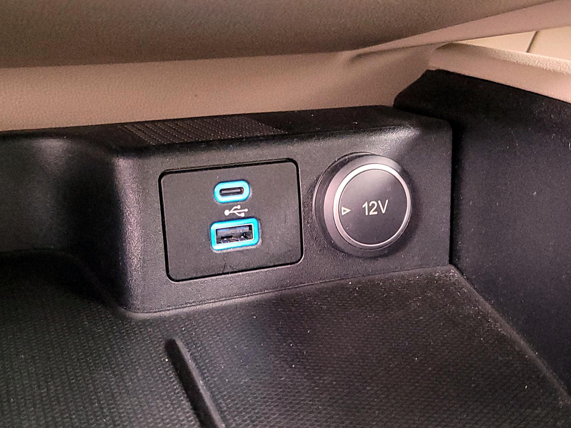 Thumbnail: 2021 Ford Escape - 18