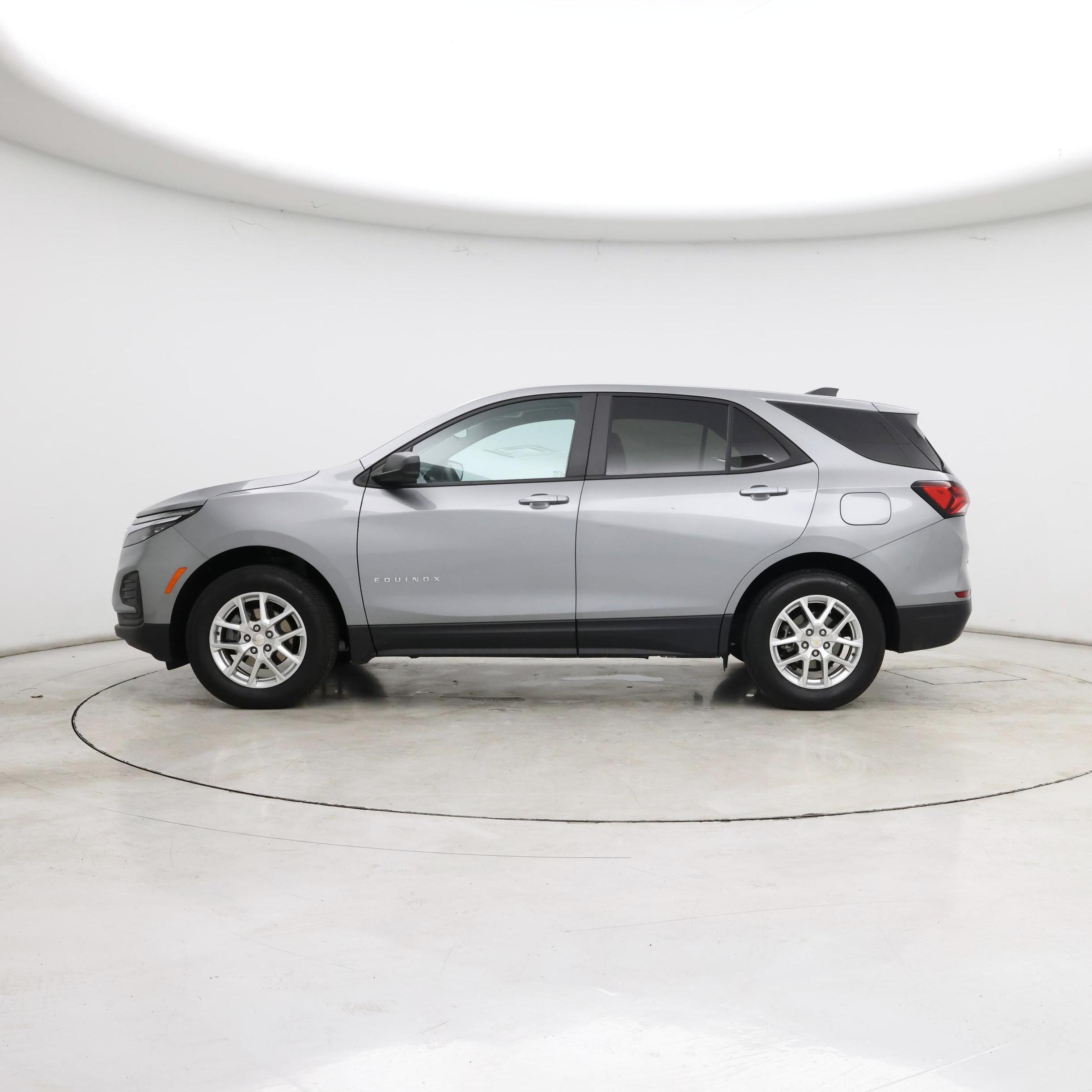Thumbnail: 2024 Chevrolet Equinox - 3