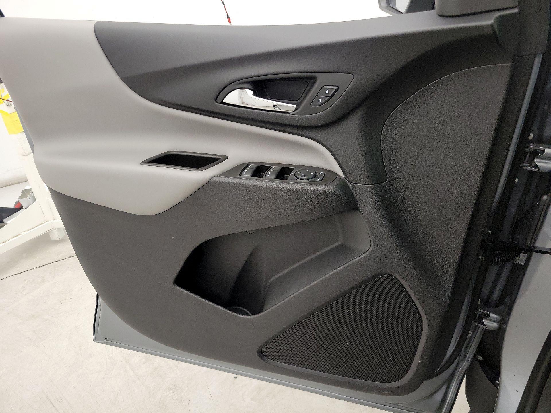 Thumbnail: 2021 Ford Edge - 12