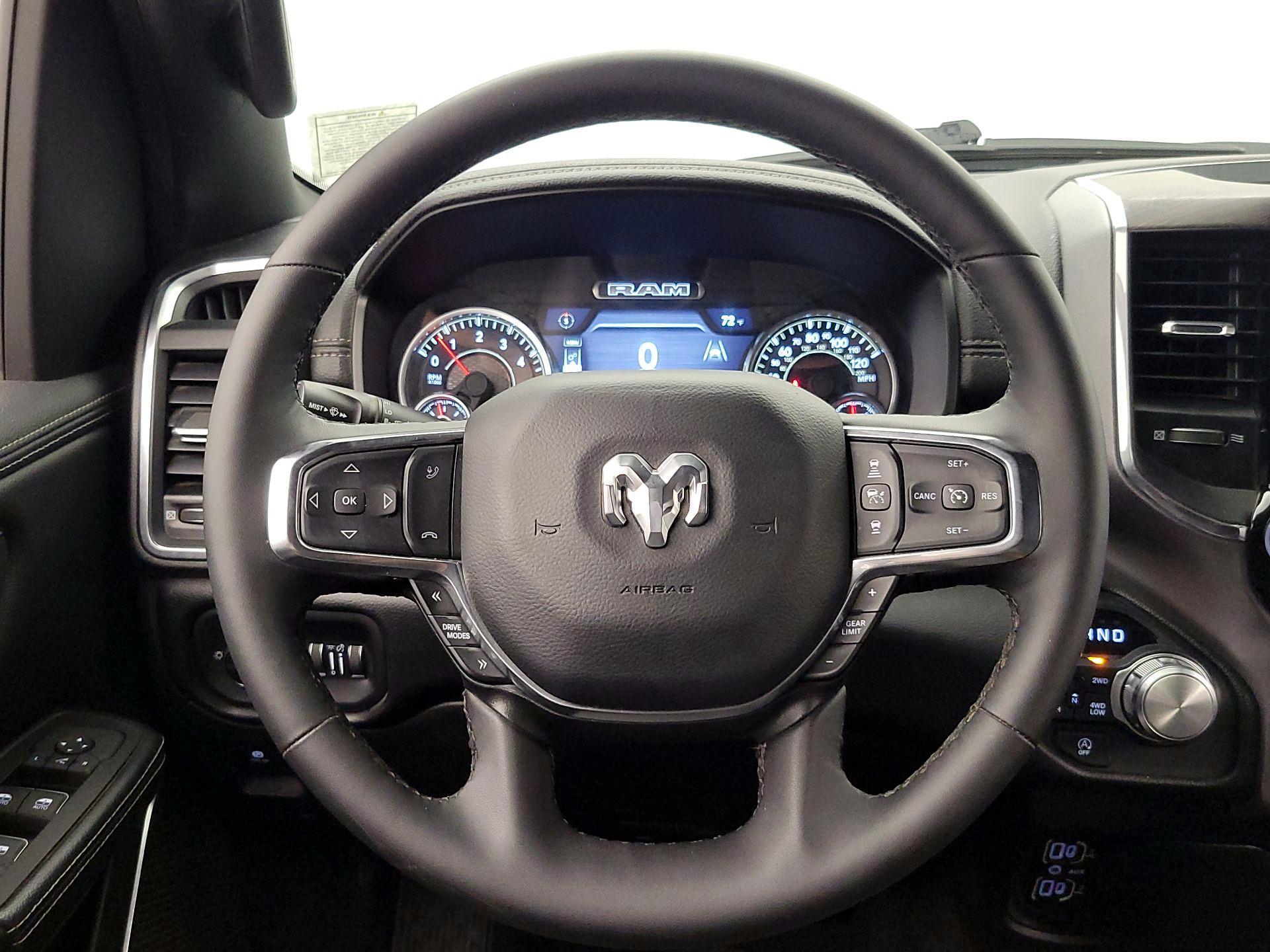 Thumbnail: 2025 RAM 1500 - 10