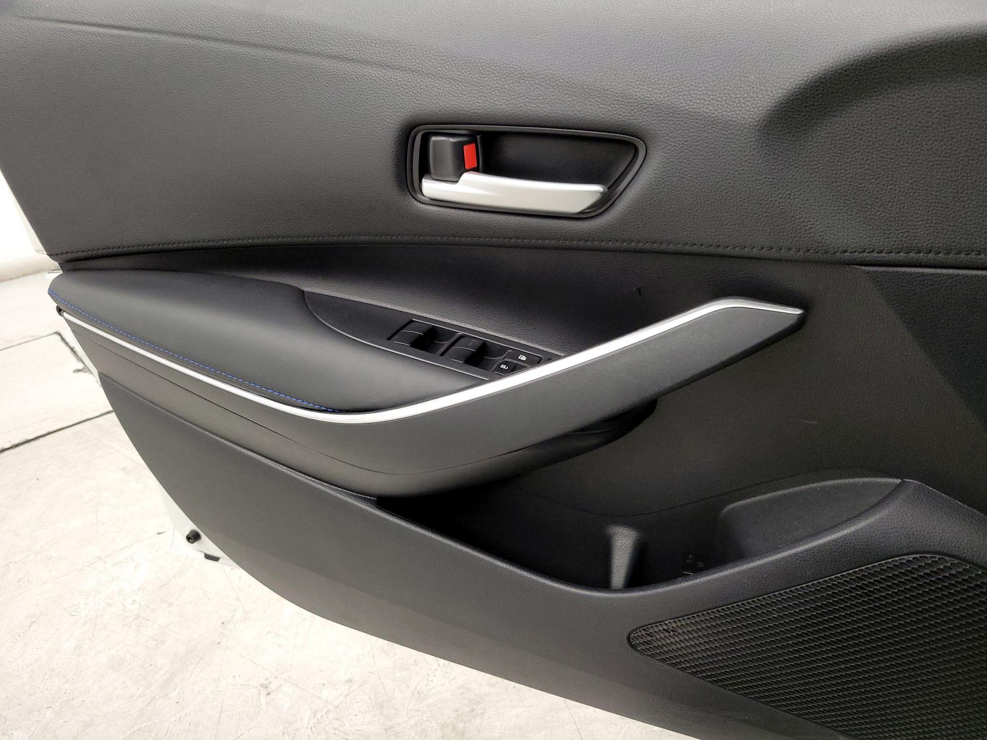 Thumbnail: 2020 Toyota Corolla - 12