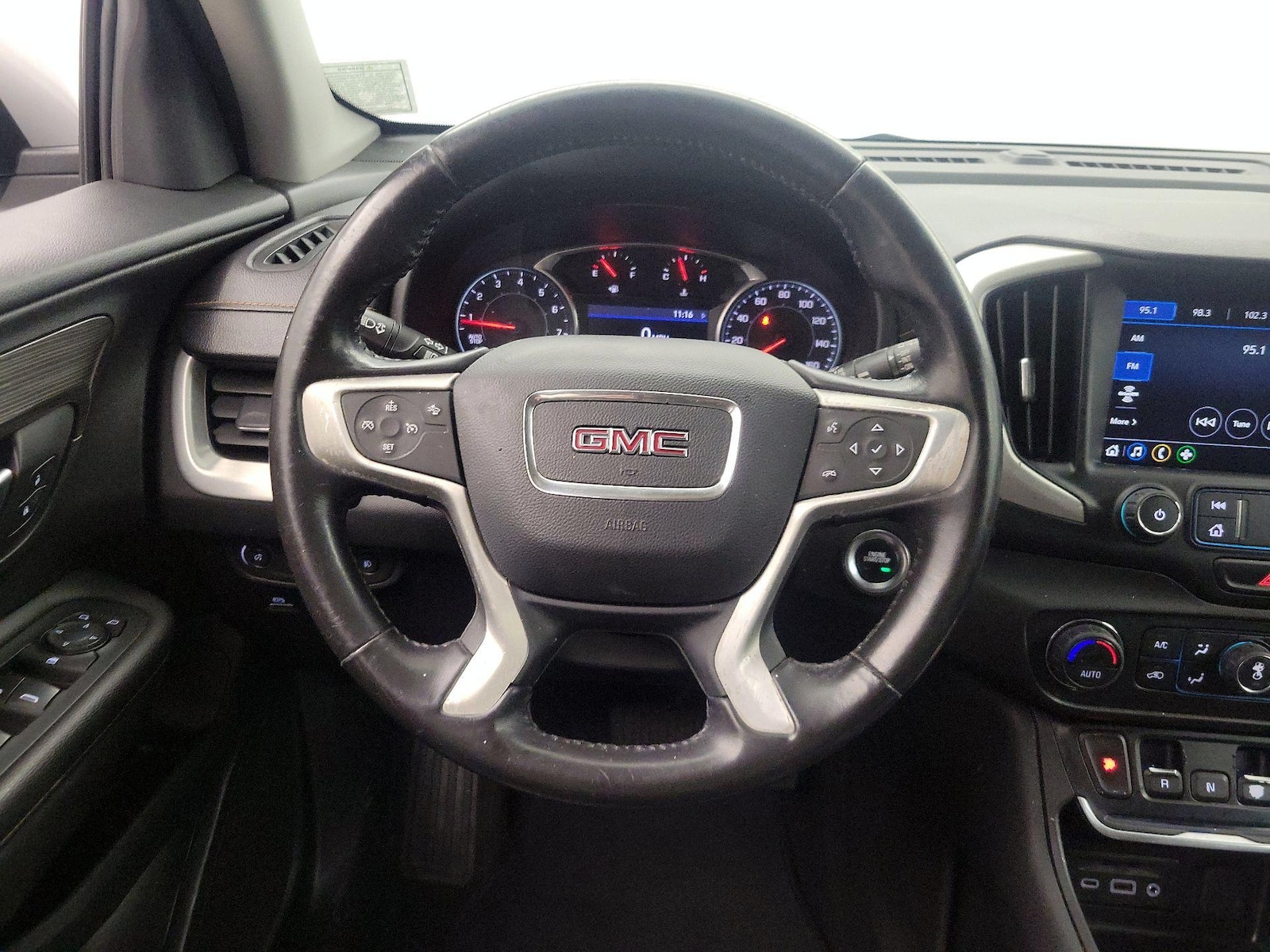 2020 GMC Terrain SLT - Photo 11