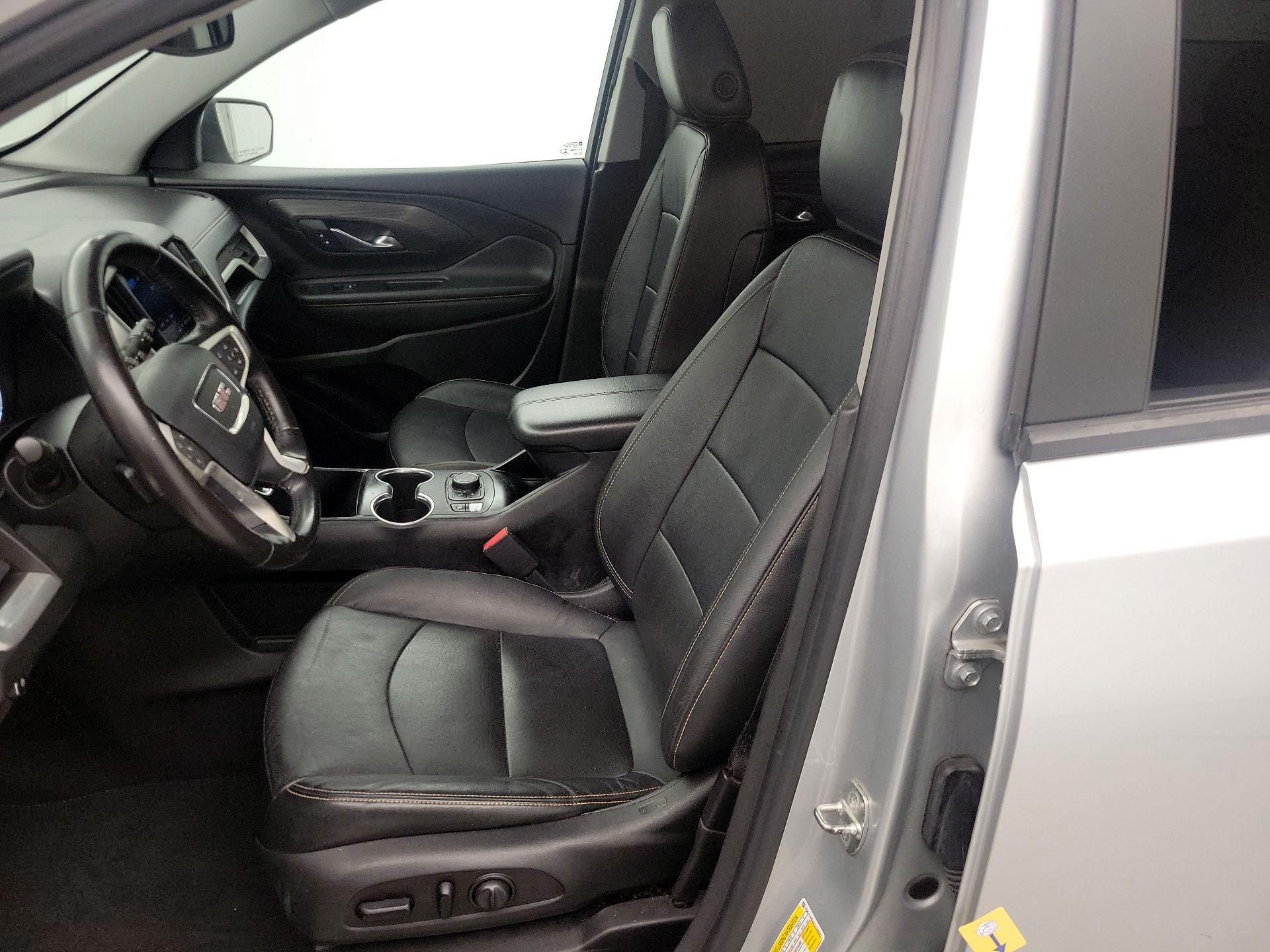 Thumbnail: 2020 GMC Terrain - 11