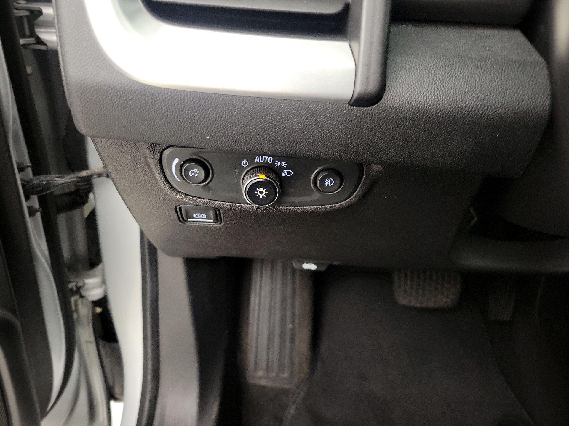 Thumbnail: 2020 GMC Terrain - 13