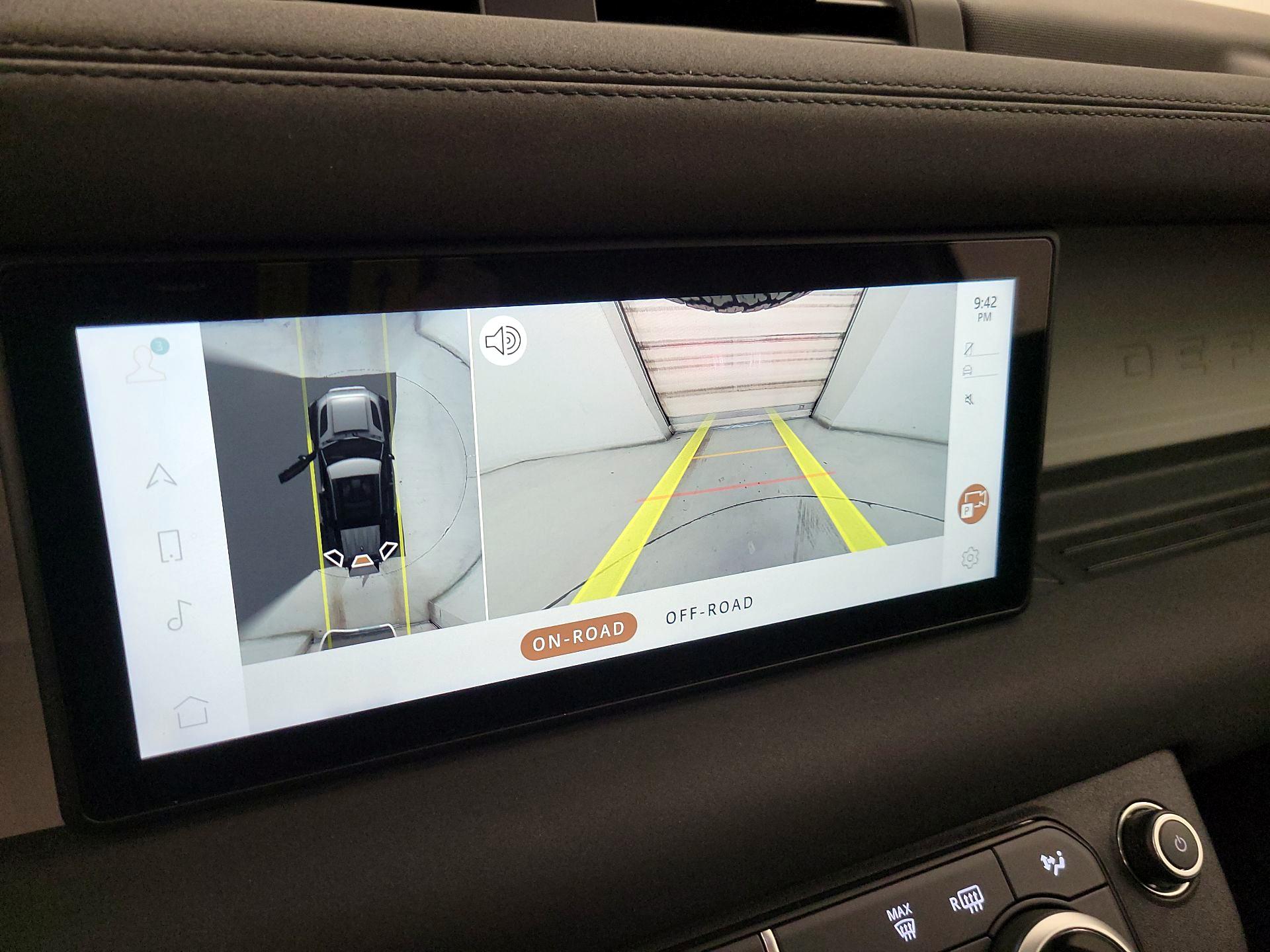 Thumbnail: 2023 Land Rover Defender - 14