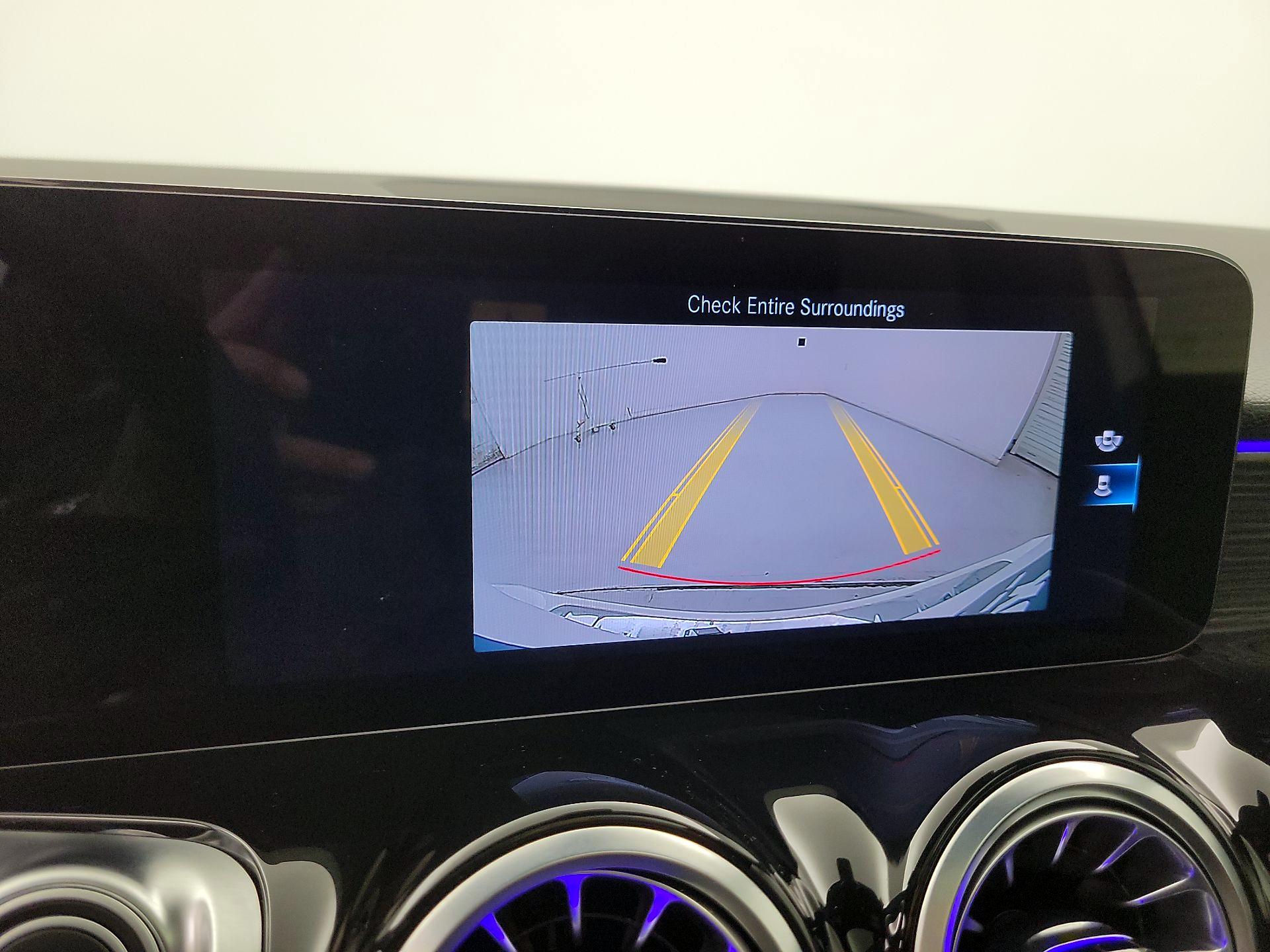 Thumbnail: 2023 Mercedes-Benz GLB - 14