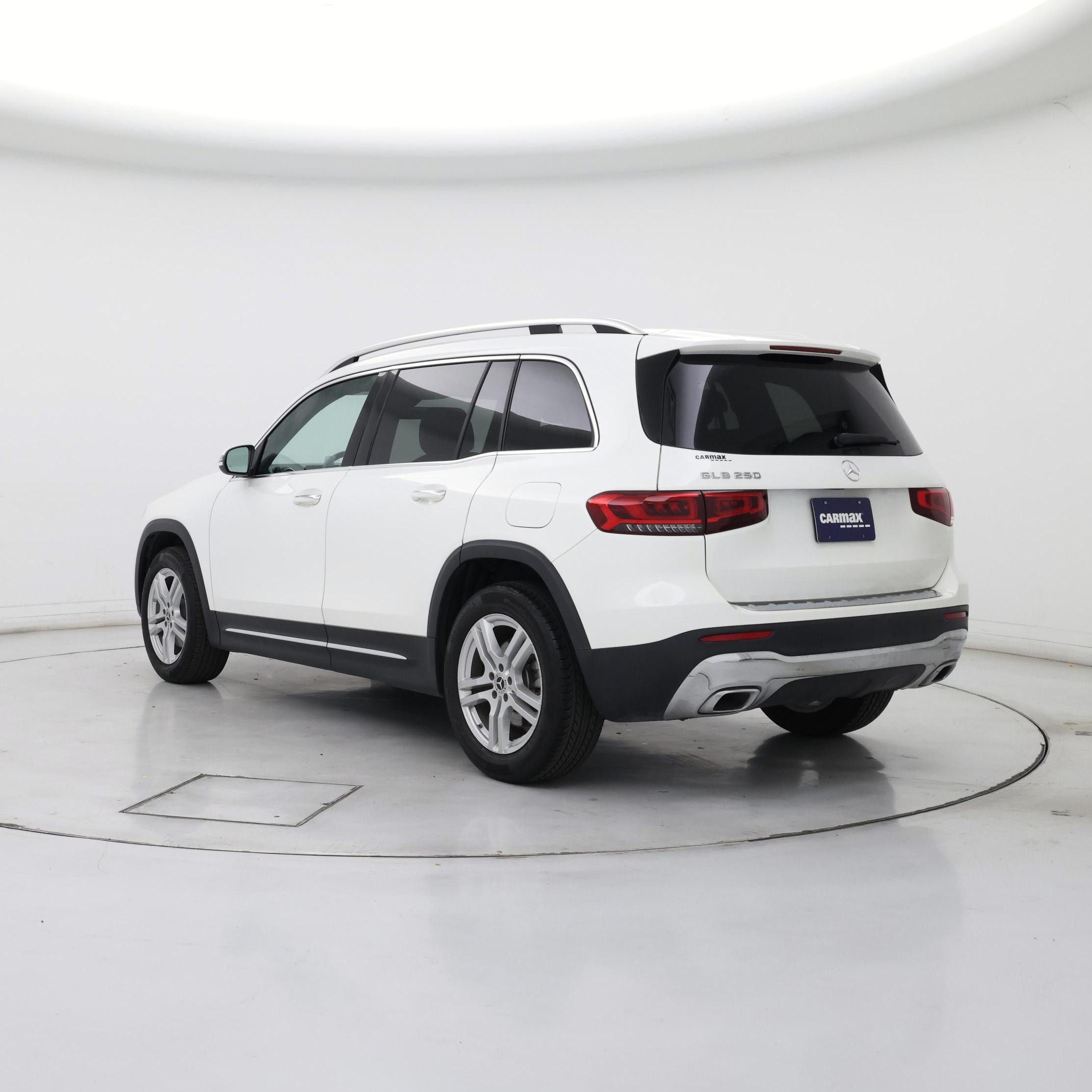 Thumbnail: 2023 Mercedes-Benz GLB - 2