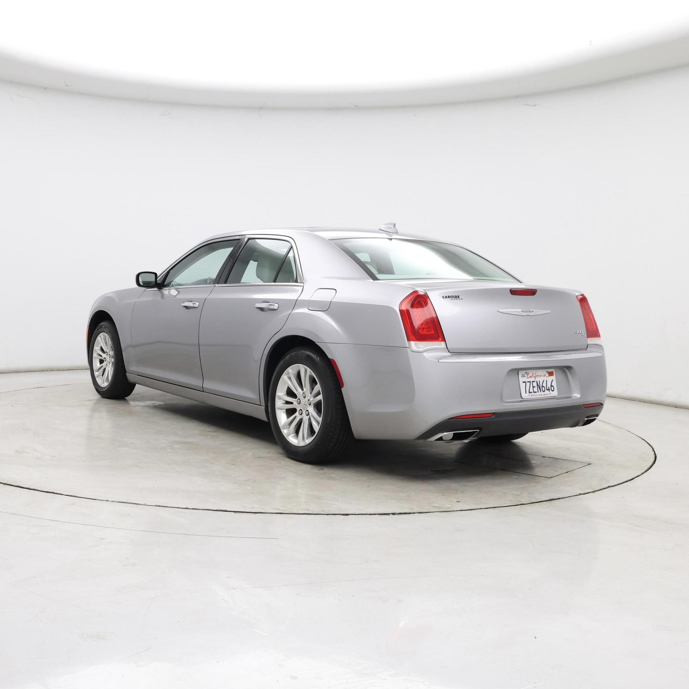 Thumbnail: 2016 Chrysler 300 - 2