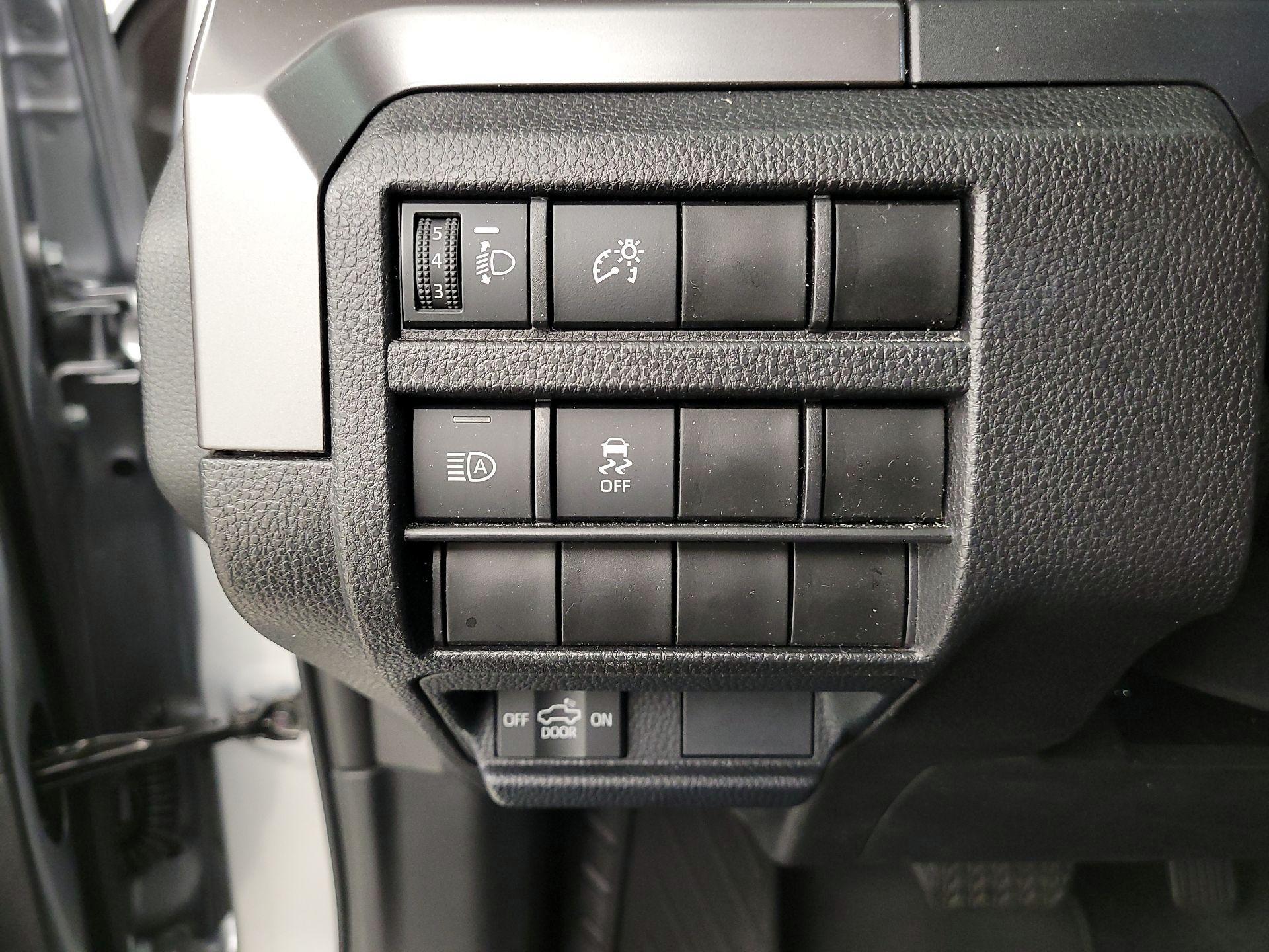 Thumbnail: 2025 Toyota Tacoma - 13