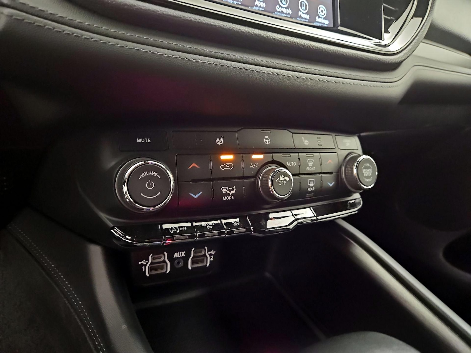 2024 Dodge Durango SXT - Photo 17