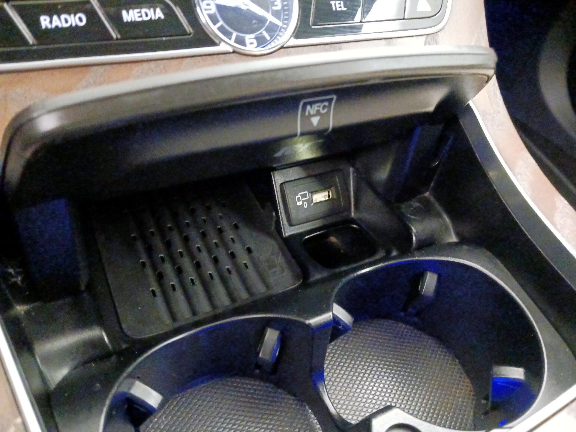 Thumbnail: 2019 Mercedes-Benz E-Class - 19