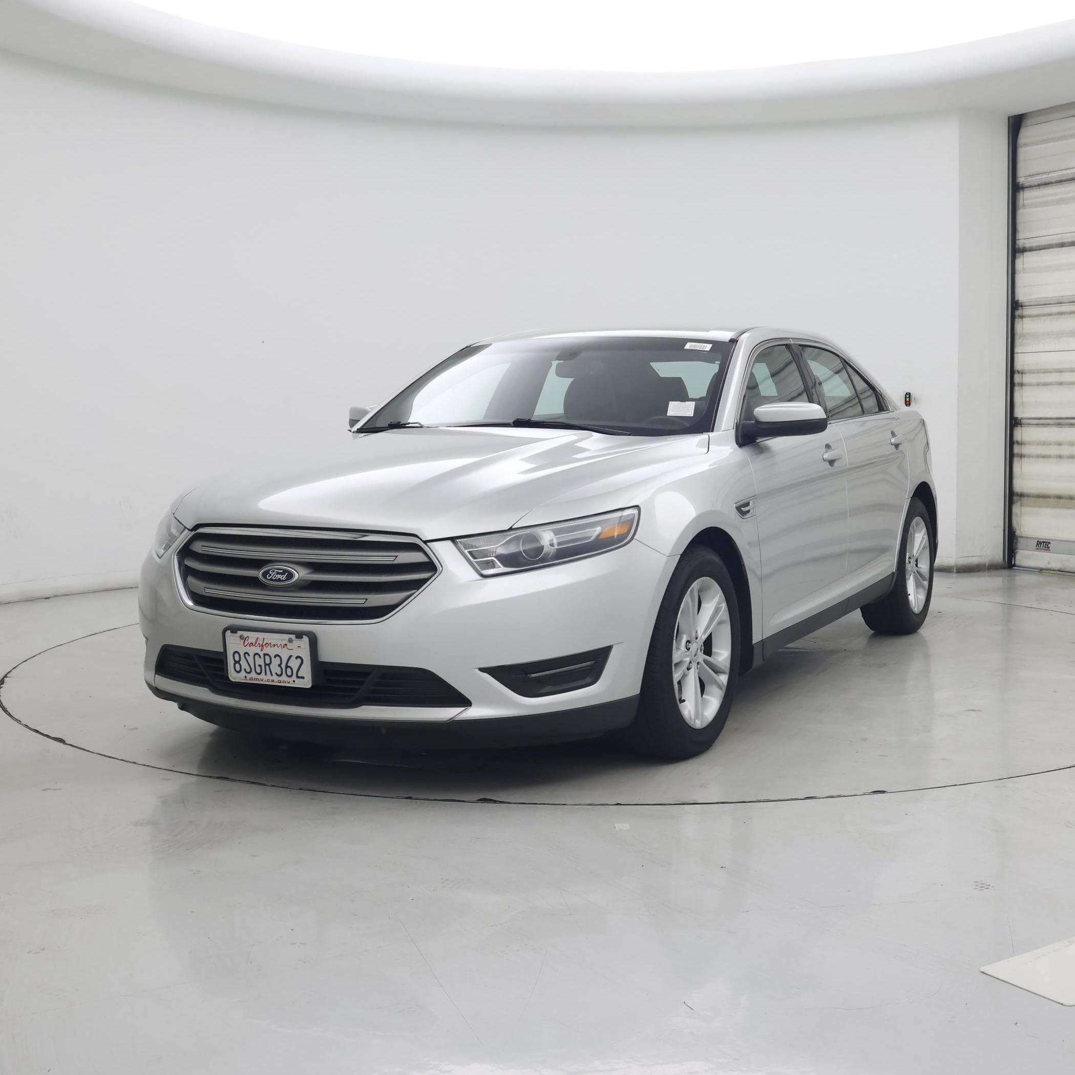 Thumbnail: 2016 Ford Taurus - 4