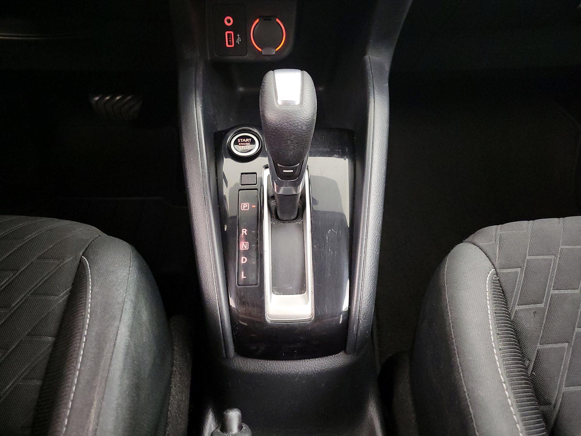 Thumbnail: 2021 Nissan Kicks - 17