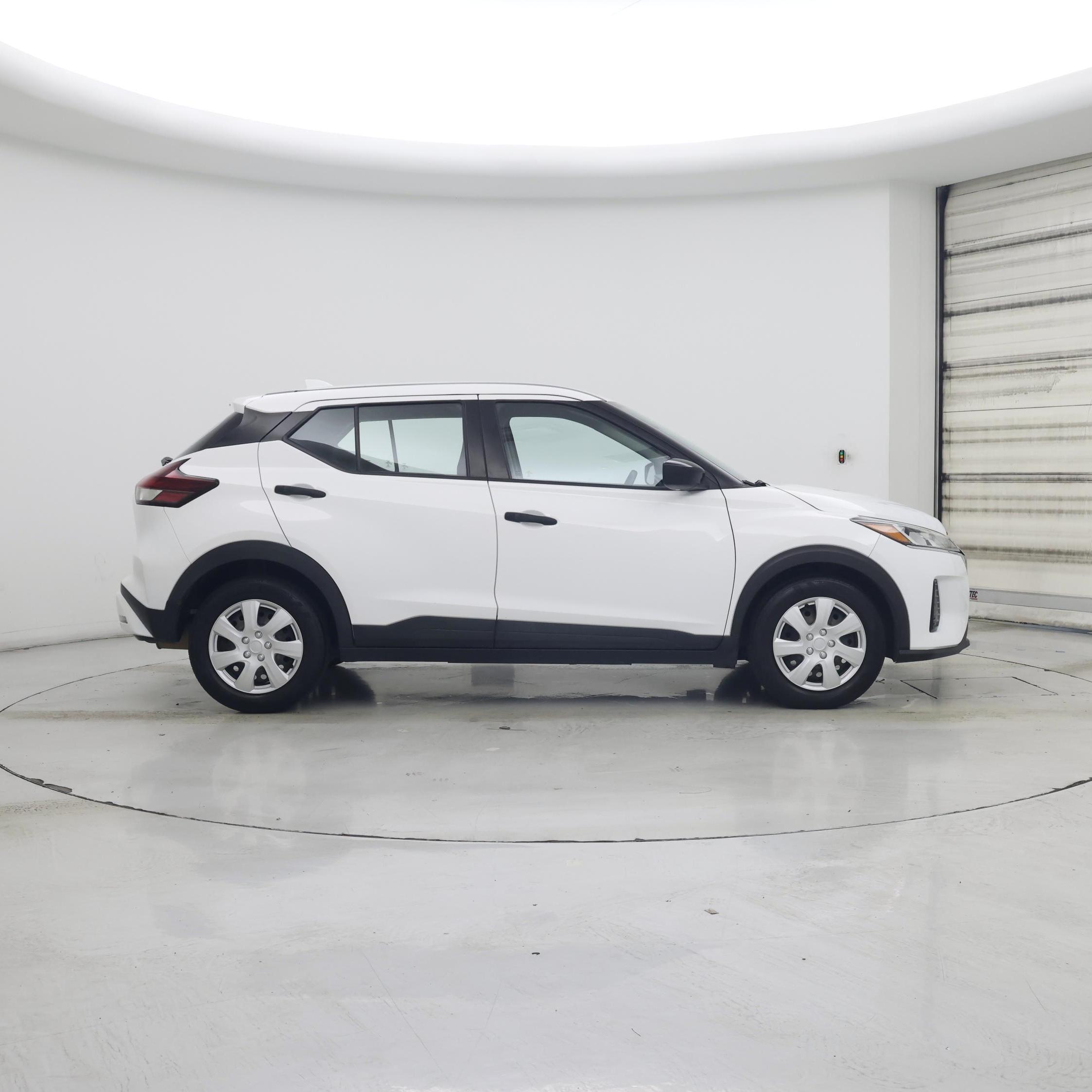 Thumbnail: 2021 Nissan Kicks - 7