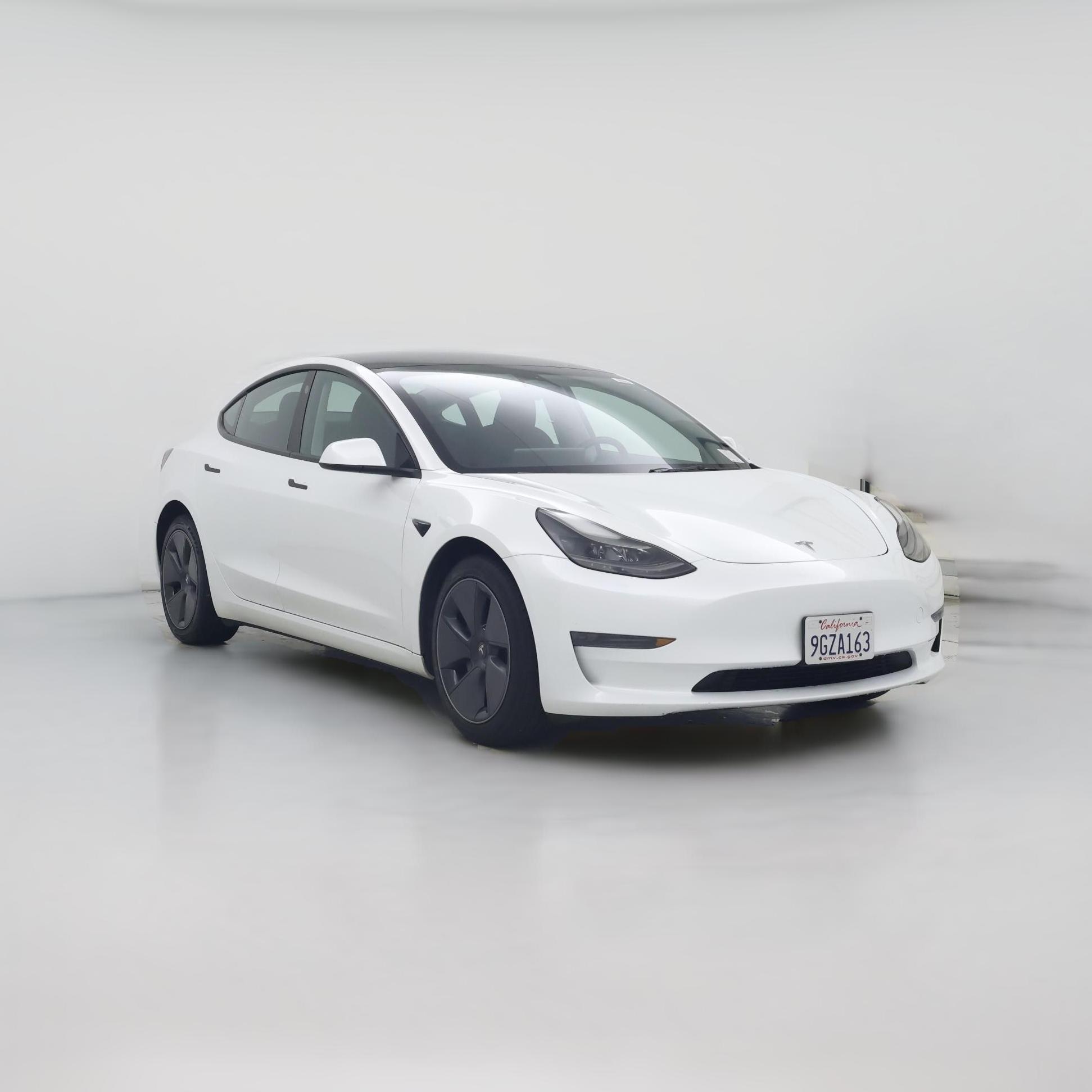 Thumbnail: 2023 Tesla Model 3 - 1