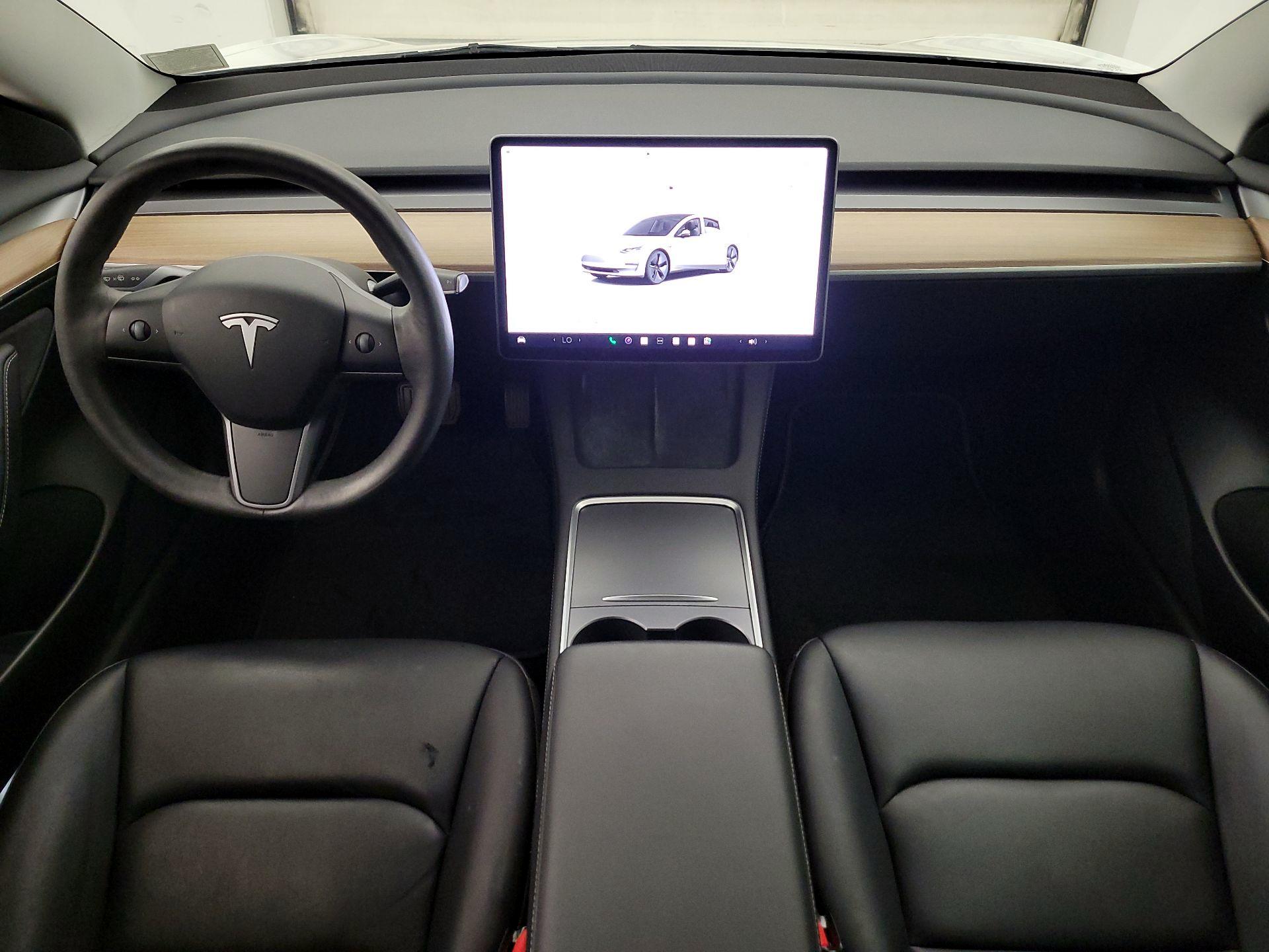 Thumbnail: 2023 Tesla Model 3 - 9