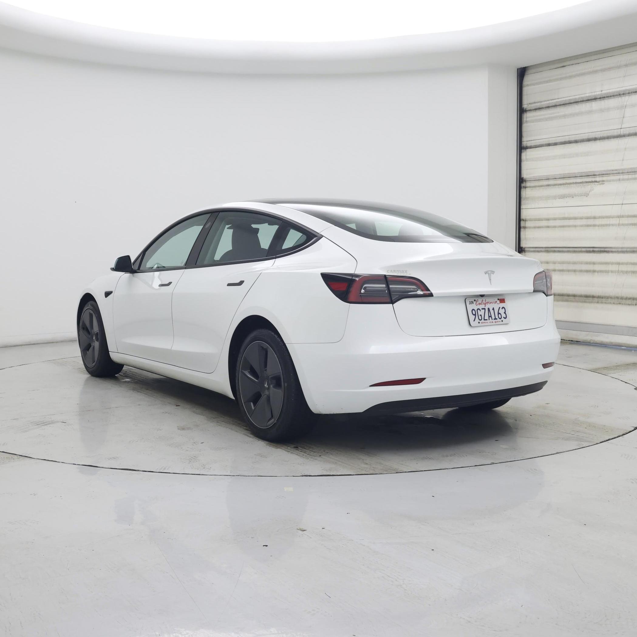 Thumbnail: 2023 Tesla Model 3 - 2