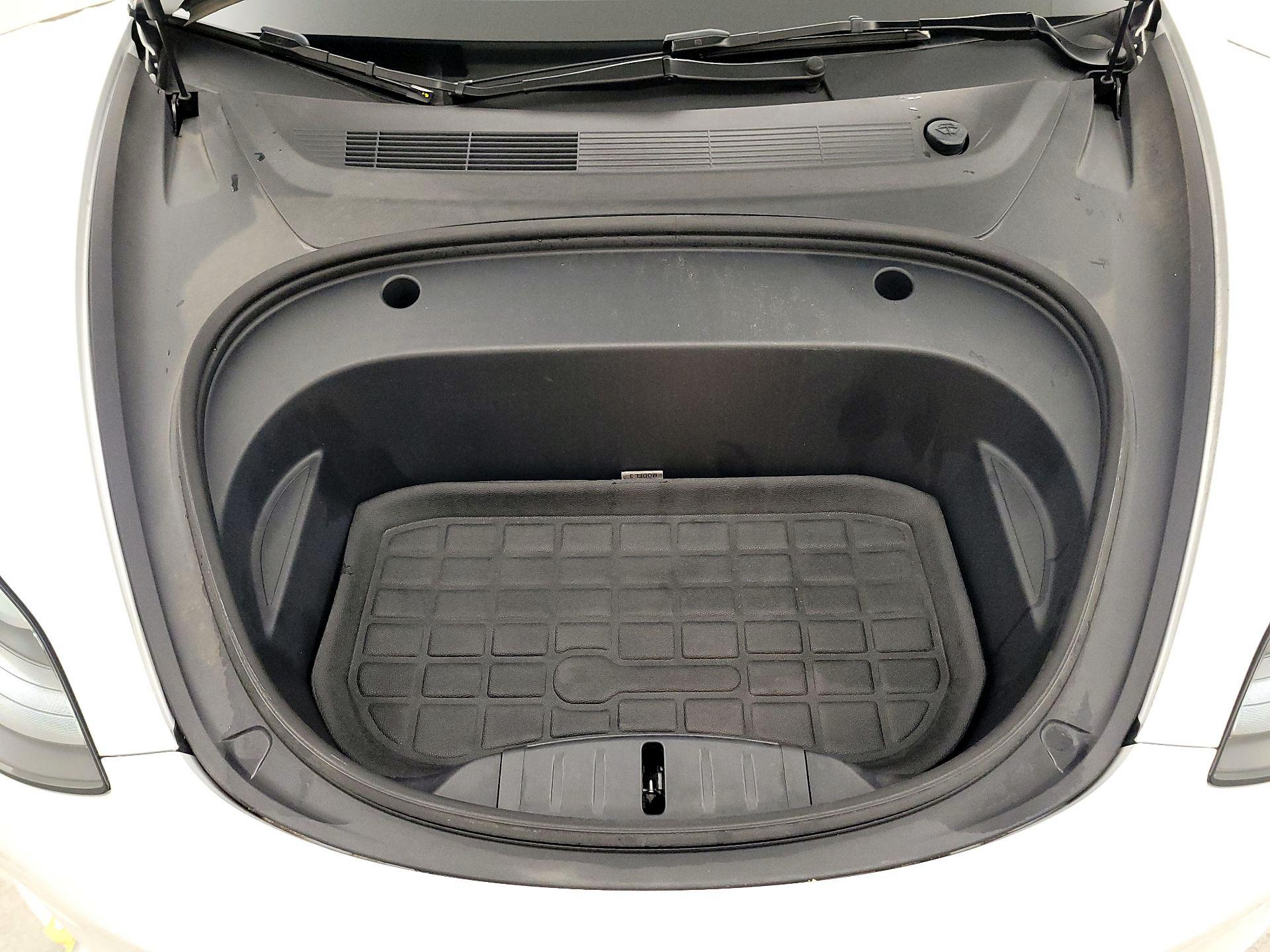 Thumbnail: 2023 Tesla Model 3 - 20