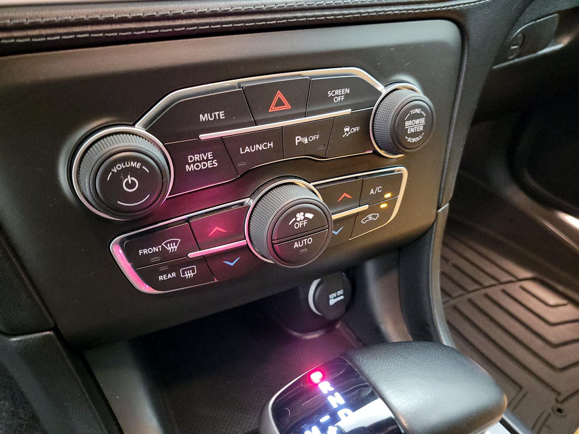 Thumbnail: 2022 Dodge Charger - 16