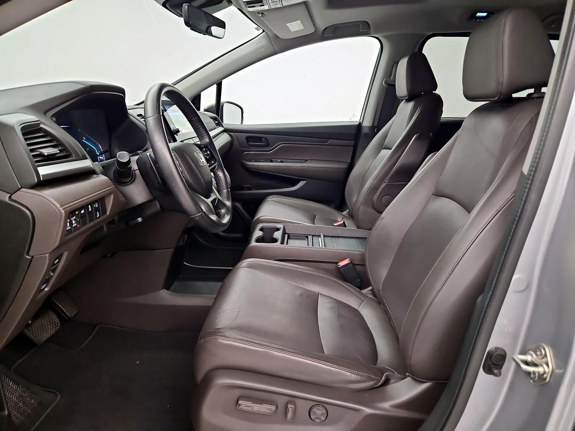 Thumbnail: 2018 Honda Odyssey - 11