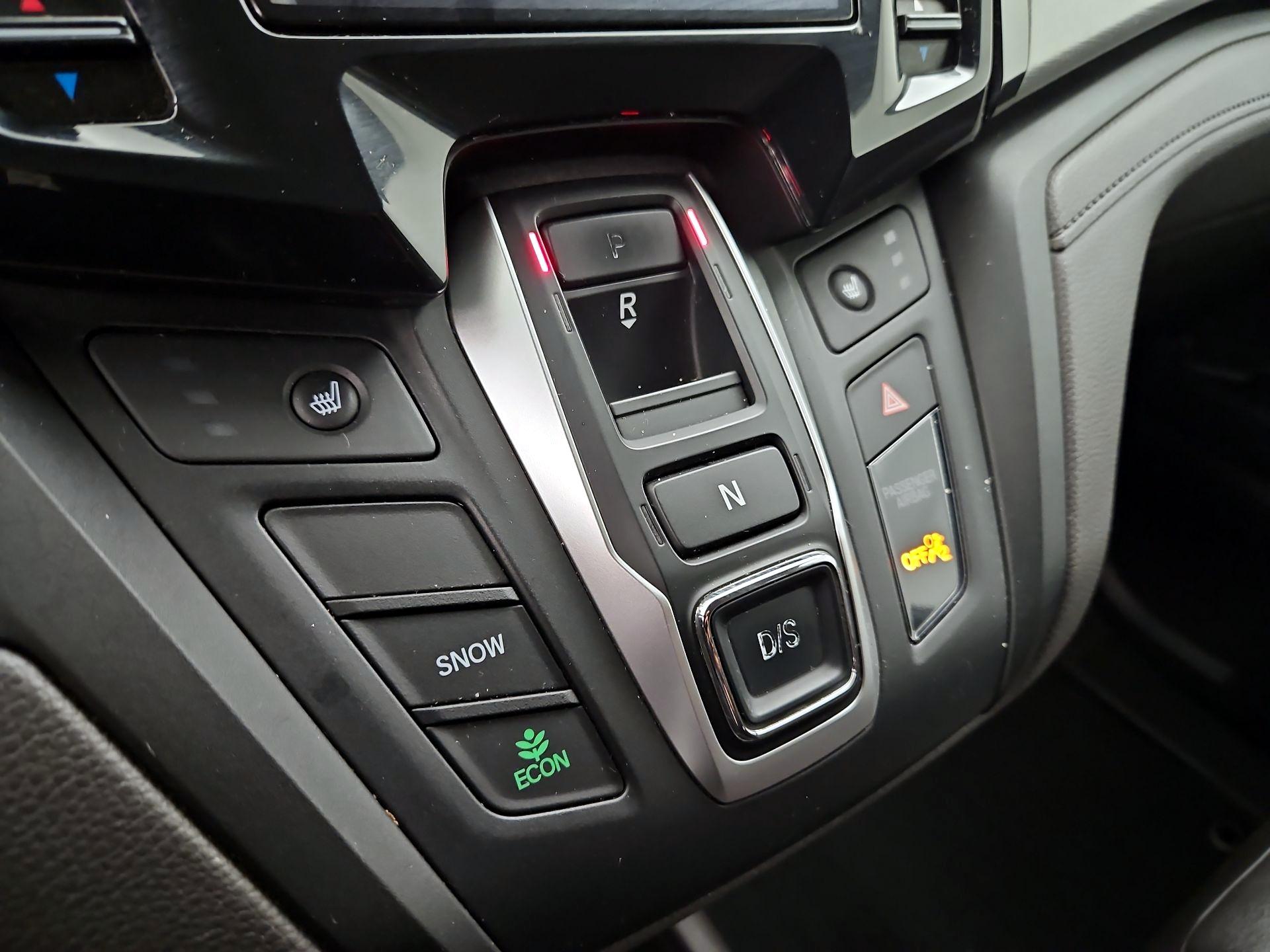 Thumbnail: 2018 Honda Odyssey - 18