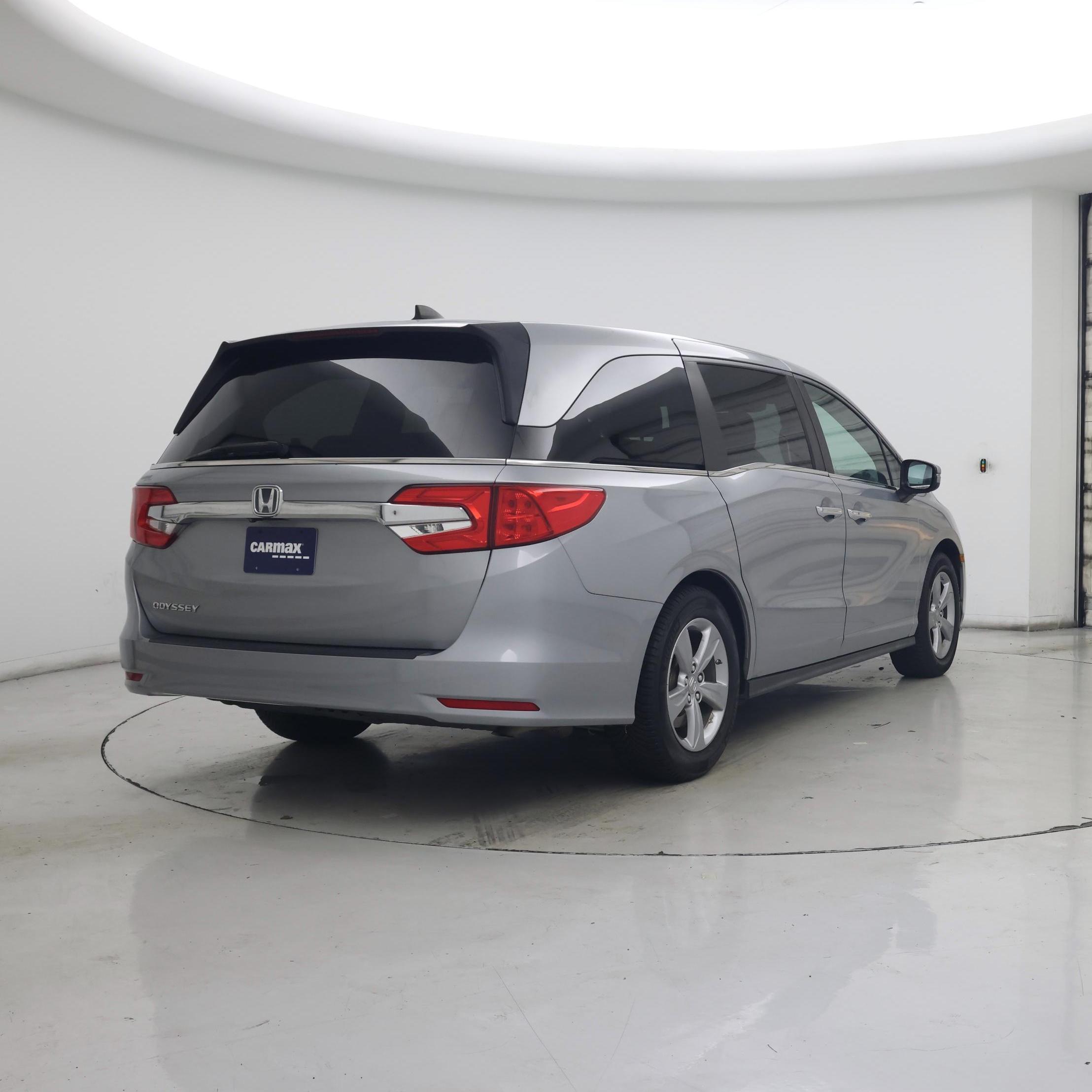 Thumbnail: 2018 Honda Odyssey - 8