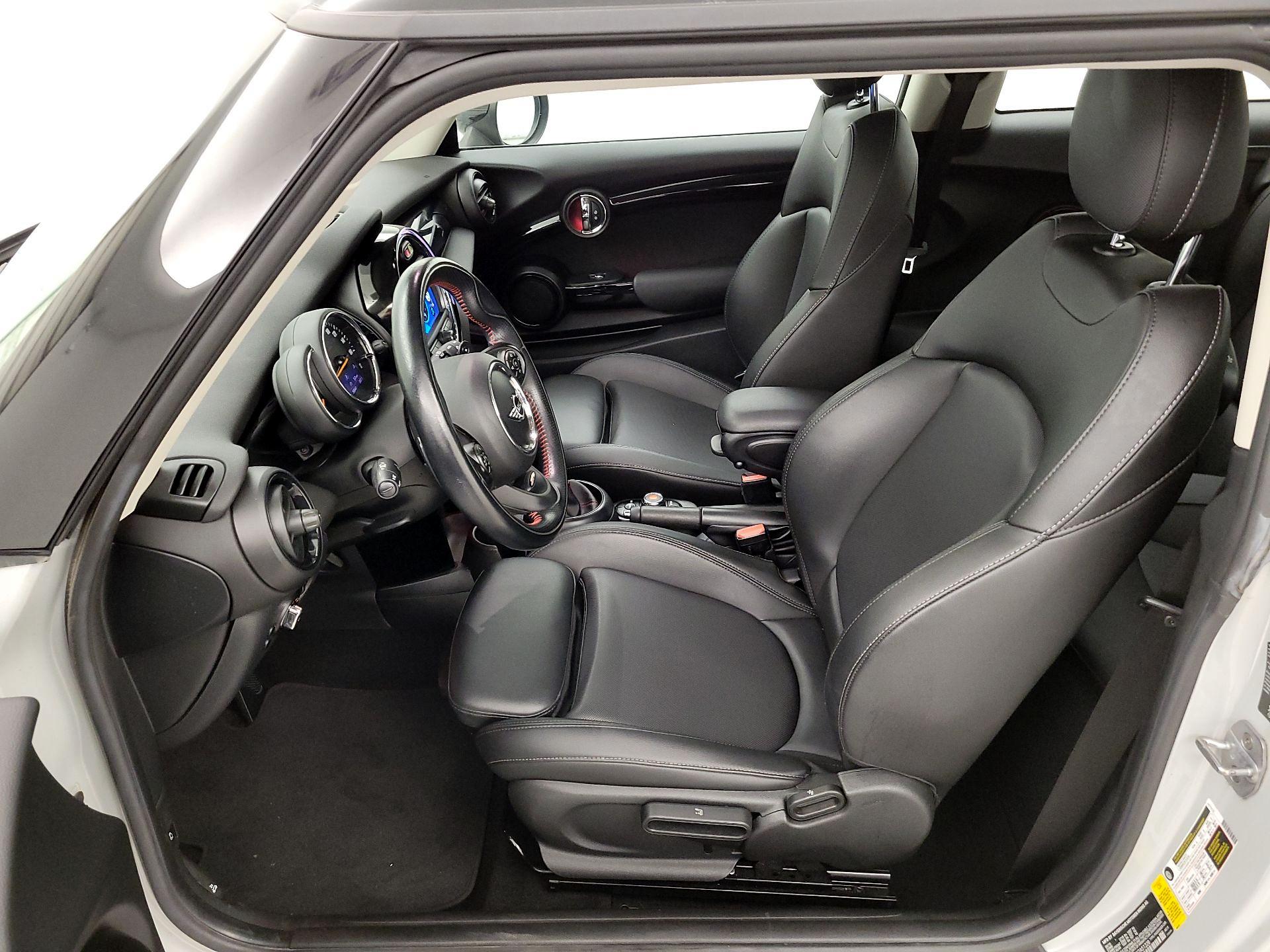 Thumbnail: 2019 MINI Cooper Hardtop - 11