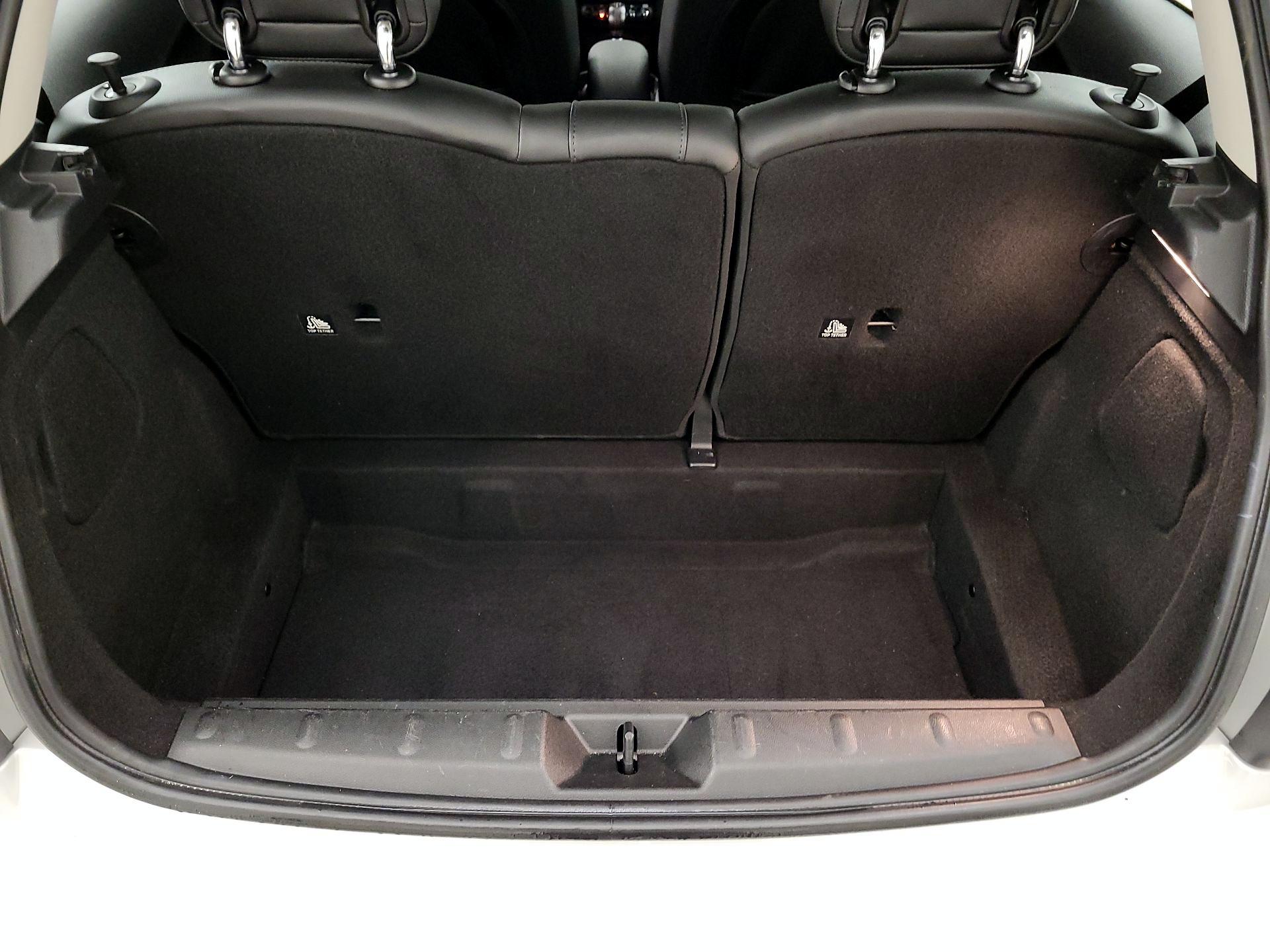 Thumbnail: 2019 MINI Cooper Hardtop - 20