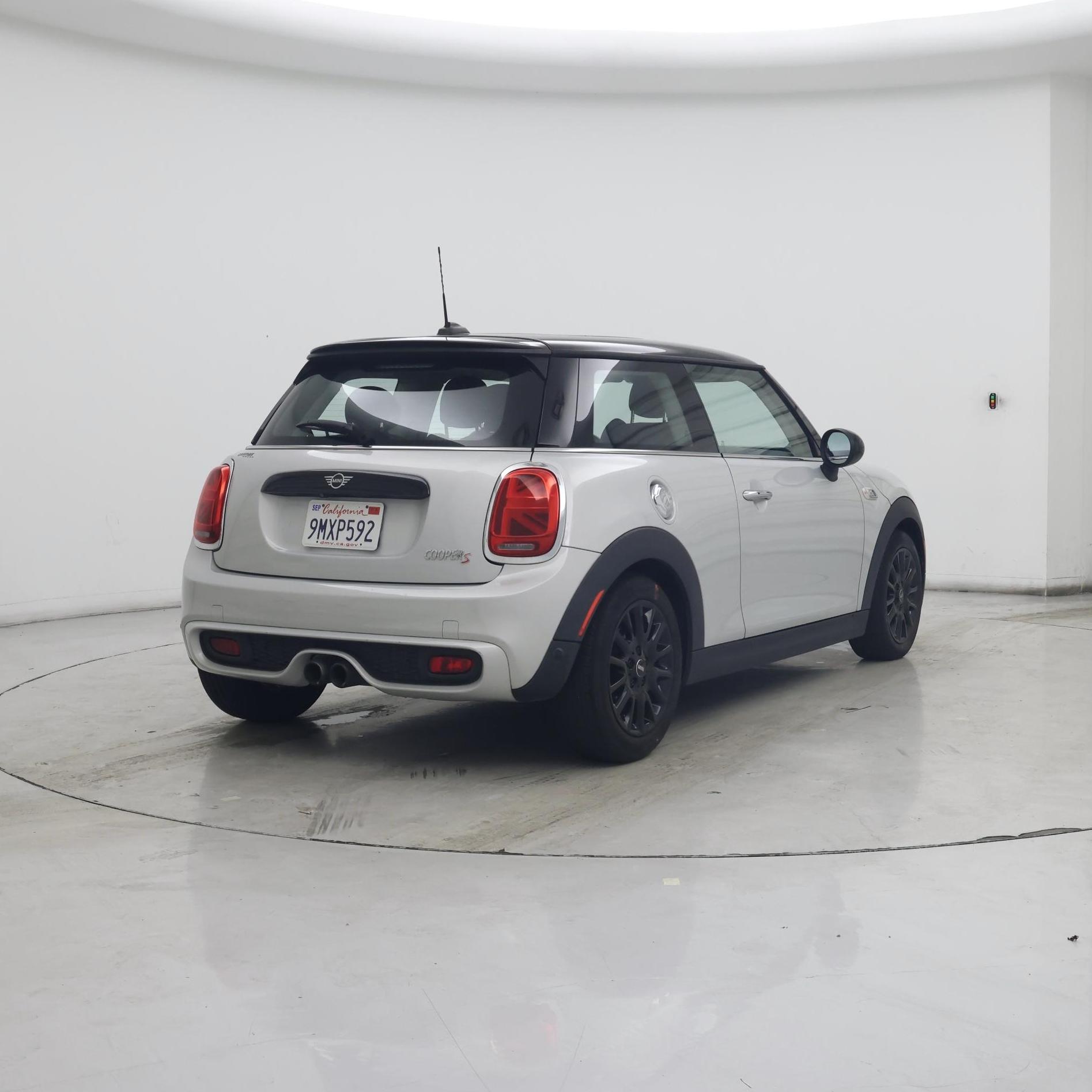 Thumbnail: 2019 MINI Cooper Hardtop - 8
