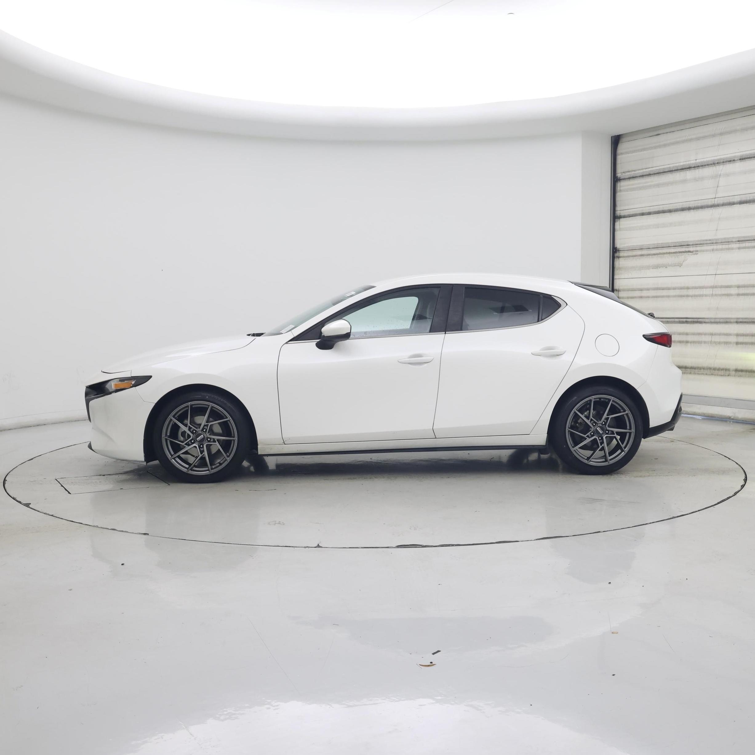 Thumbnail: 2019 Mazda Mazda3 - 3
