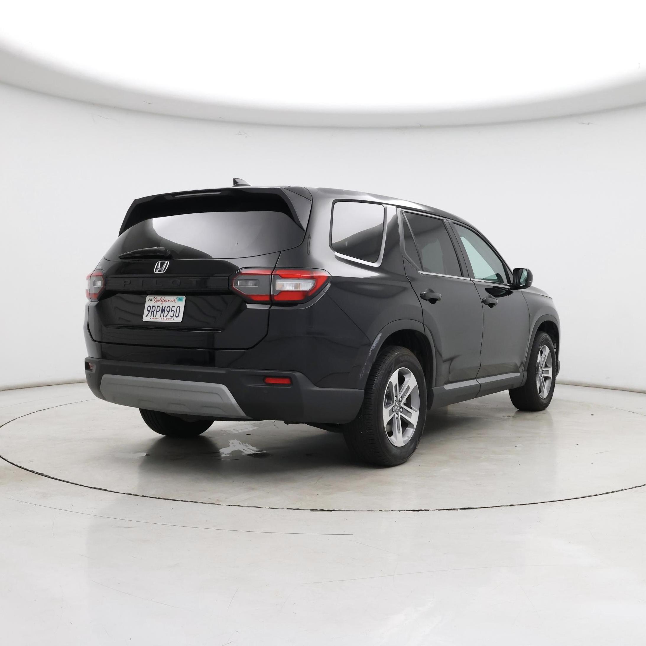 Thumbnail: 2025 Honda Pilot - 8