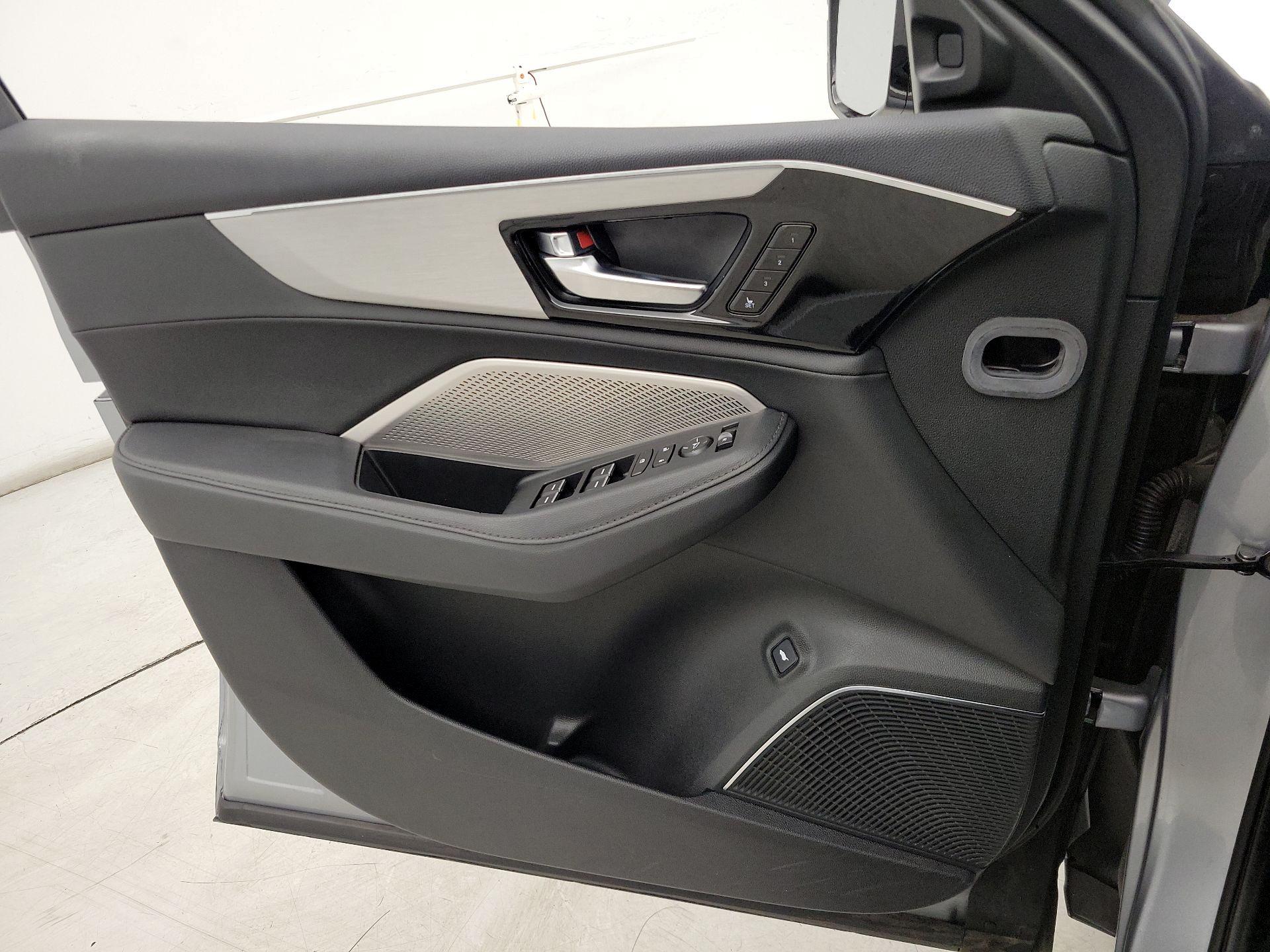 Thumbnail: 2024 Acura MDX - 12