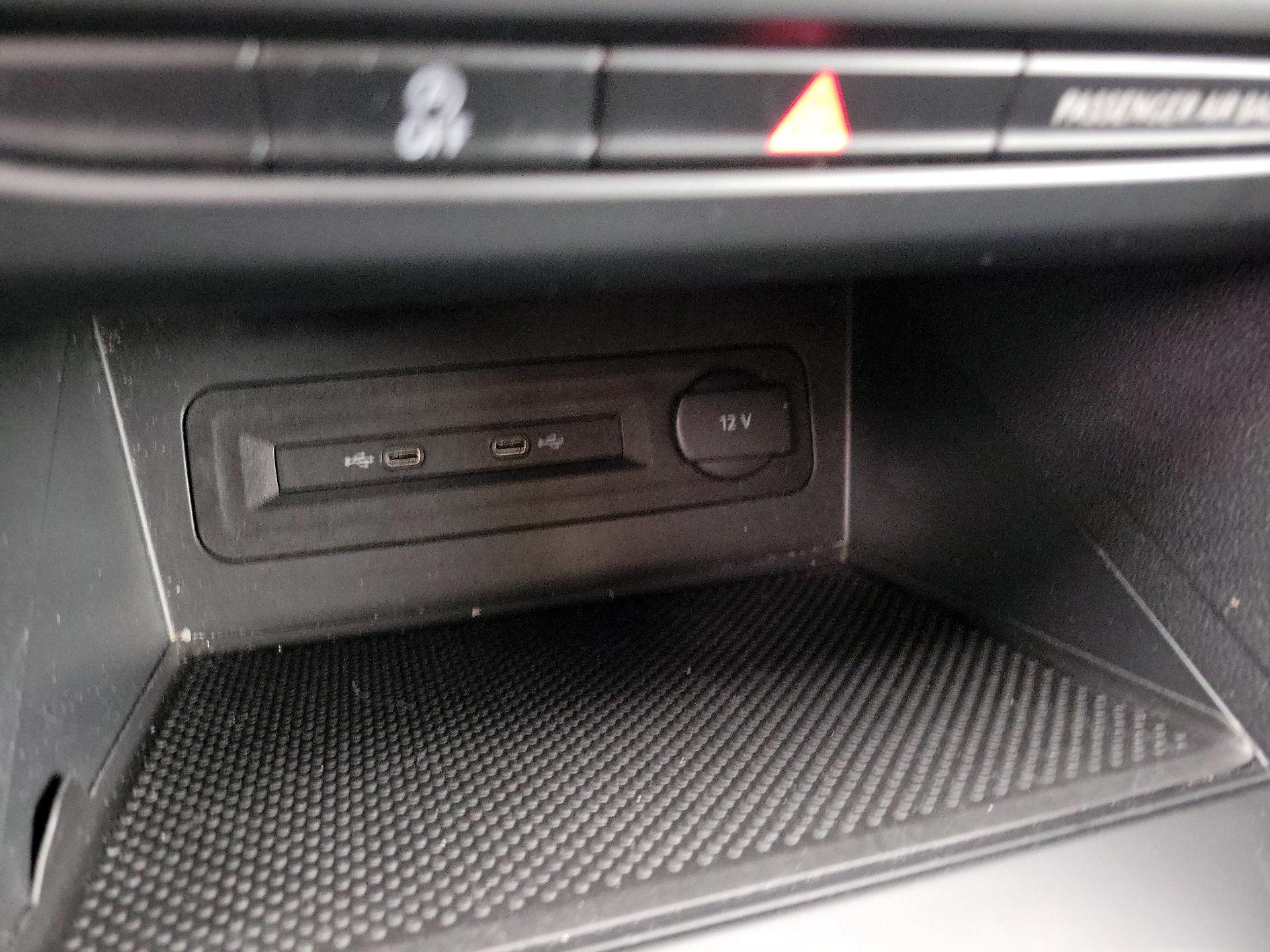 Thumbnail: 2025 Volkswagen Atlas - 18