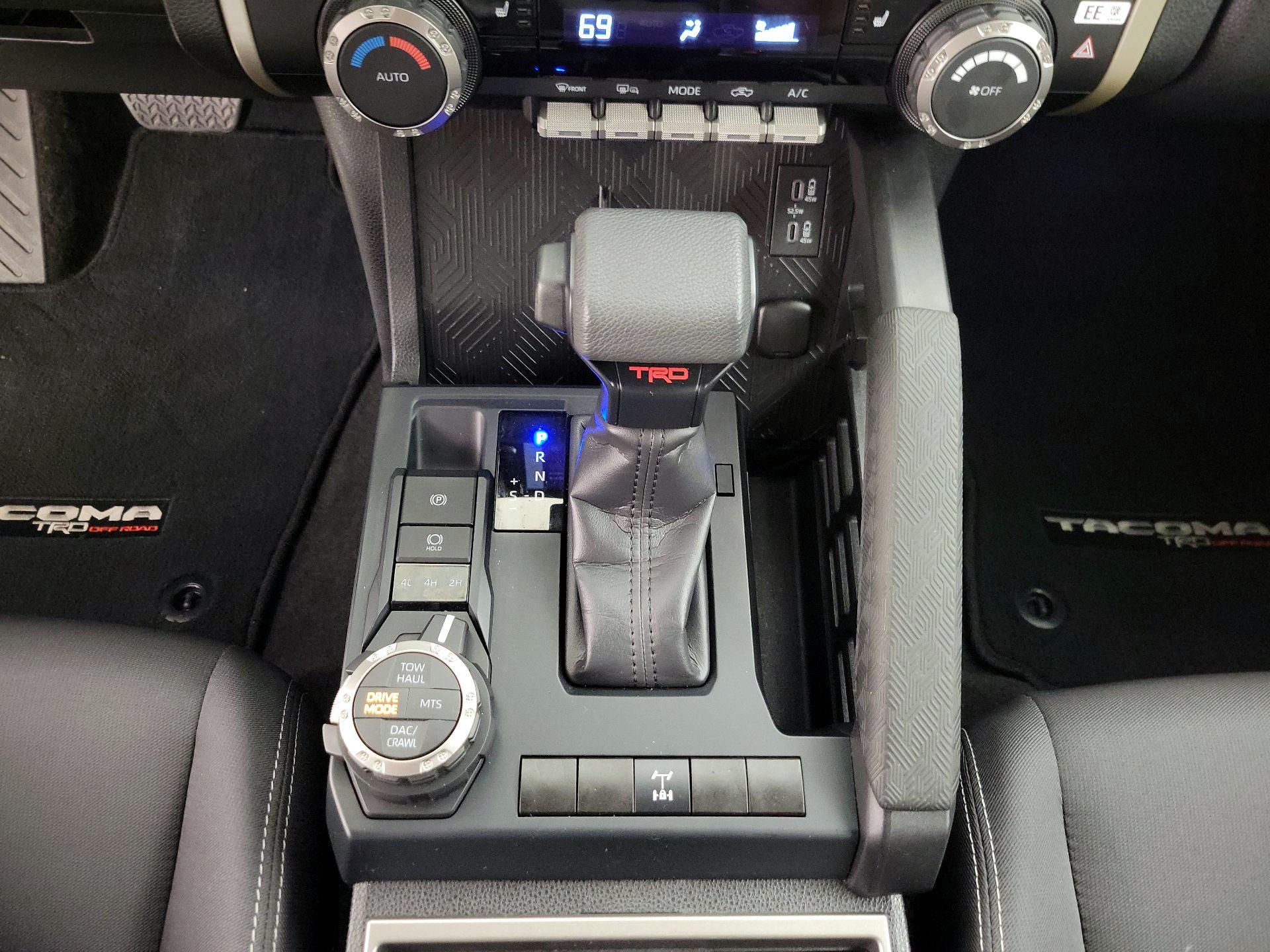 Thumbnail: 2025 Toyota Tacoma - 17