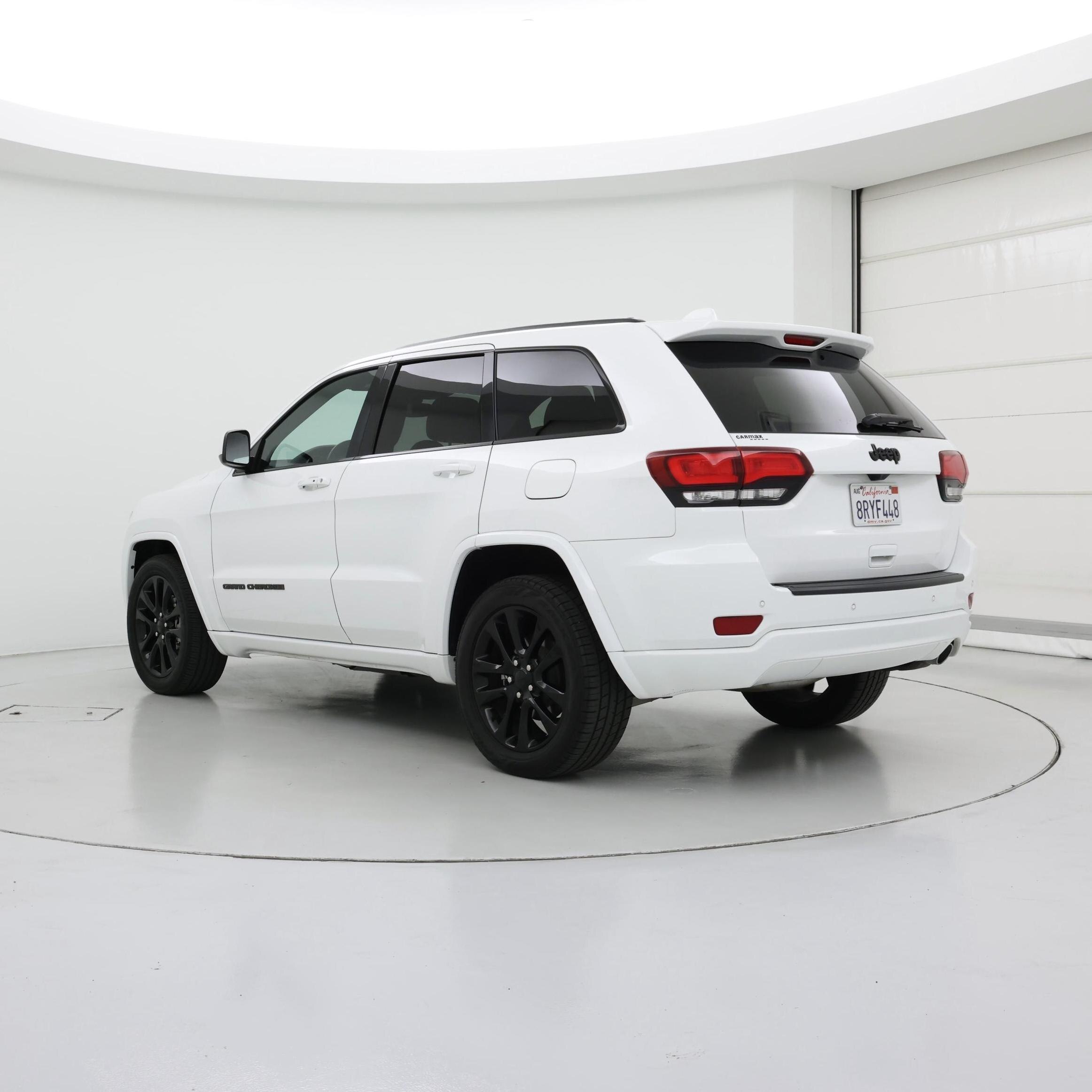 Thumbnail: 2020 Jeep Grand Cherokee - 2