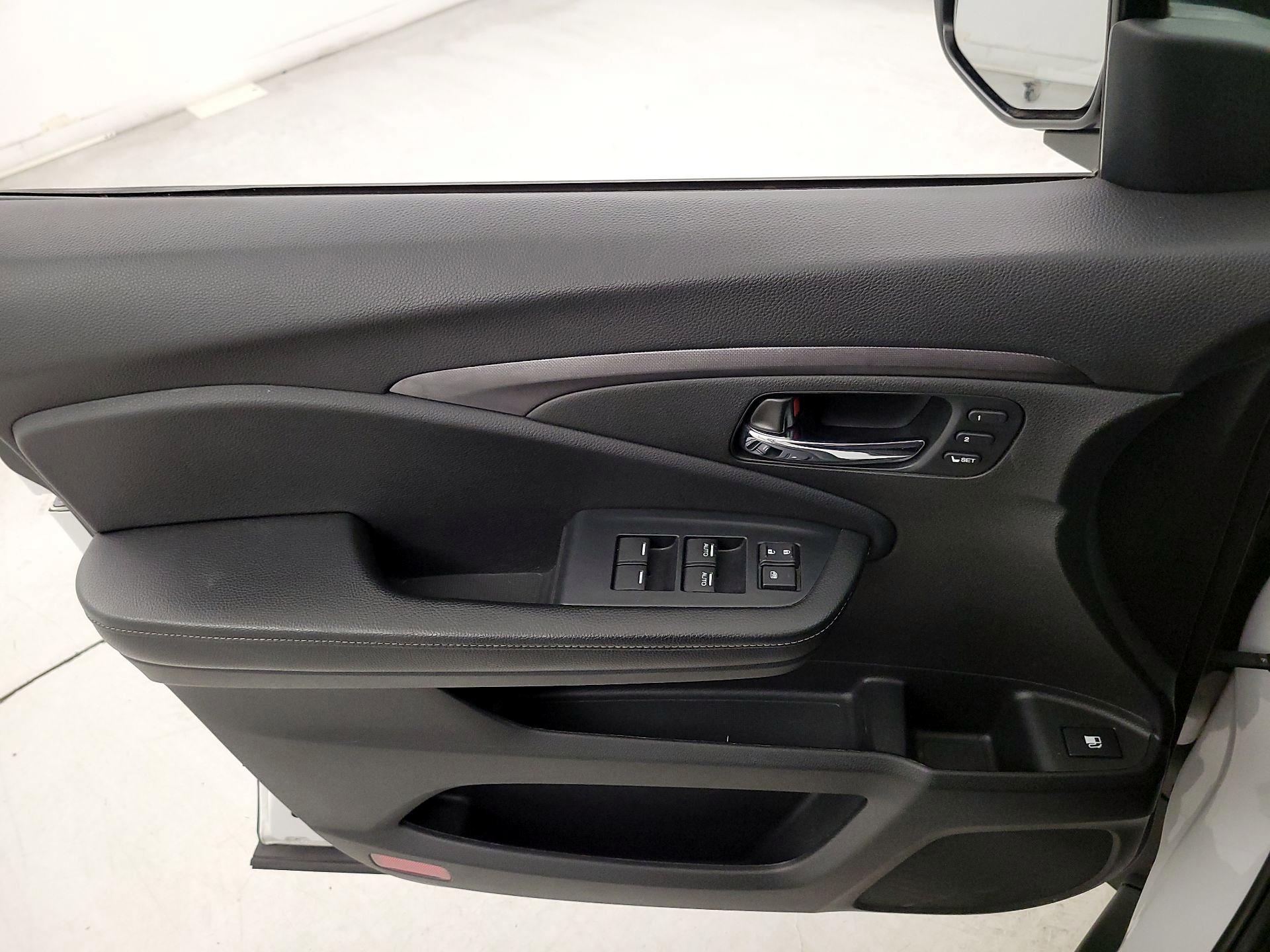 Thumbnail: 2023 Honda Ridgeline - 12