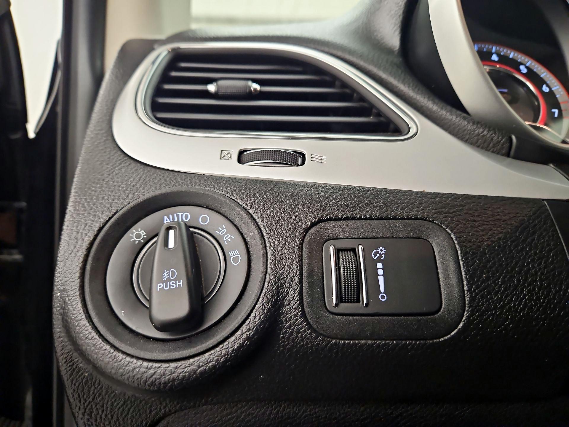 Thumbnail: 2019 Dodge Journey - 13