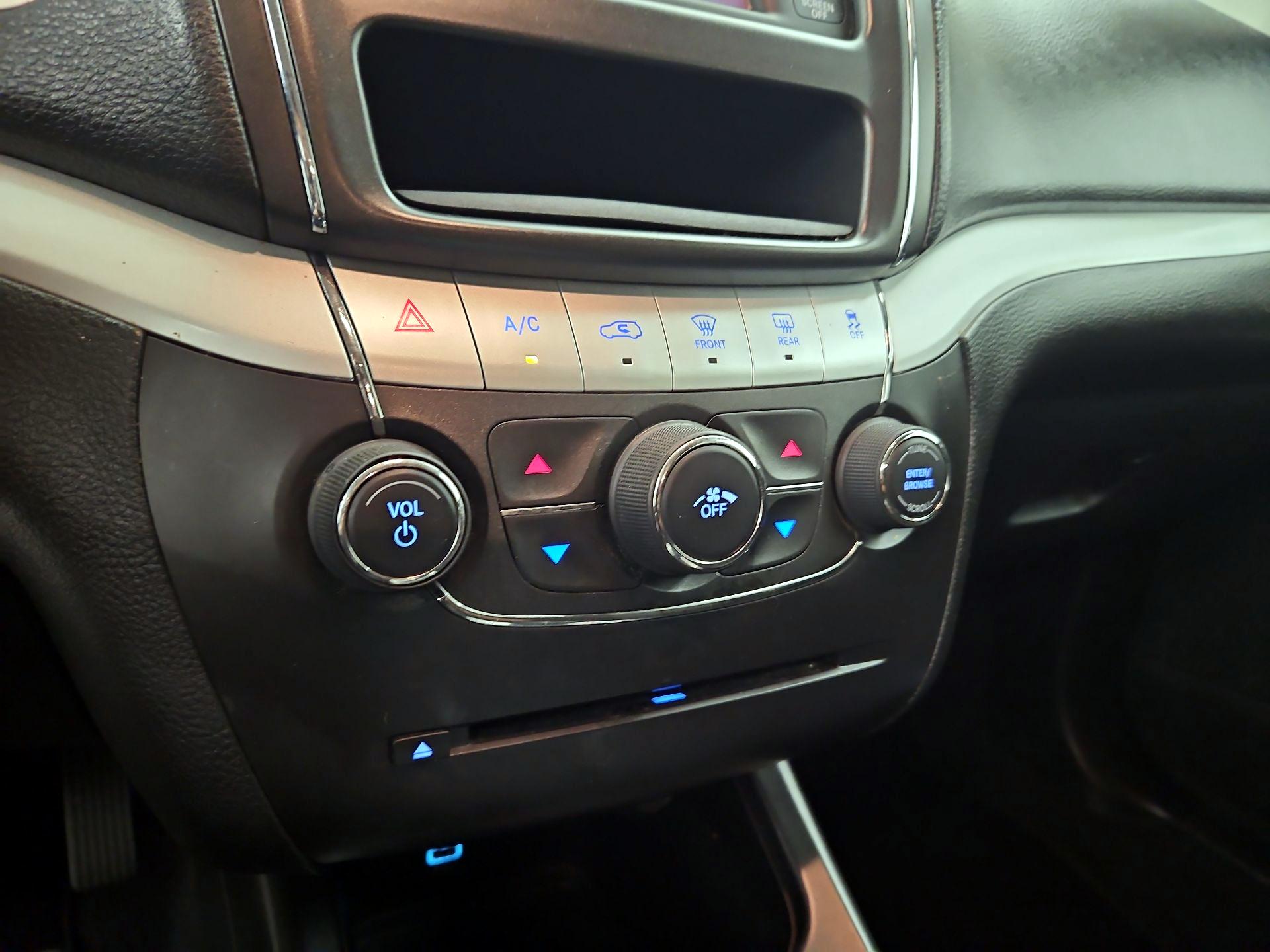 Thumbnail: 2019 Dodge Journey - 16
