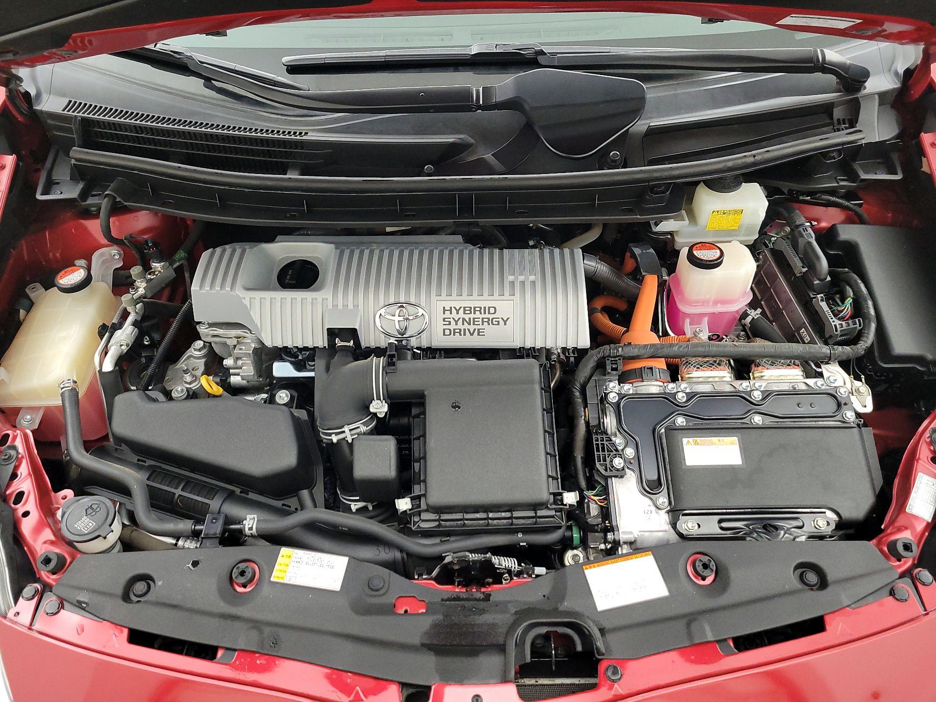 Thumbnail: 2015 Toyota Prius - 19