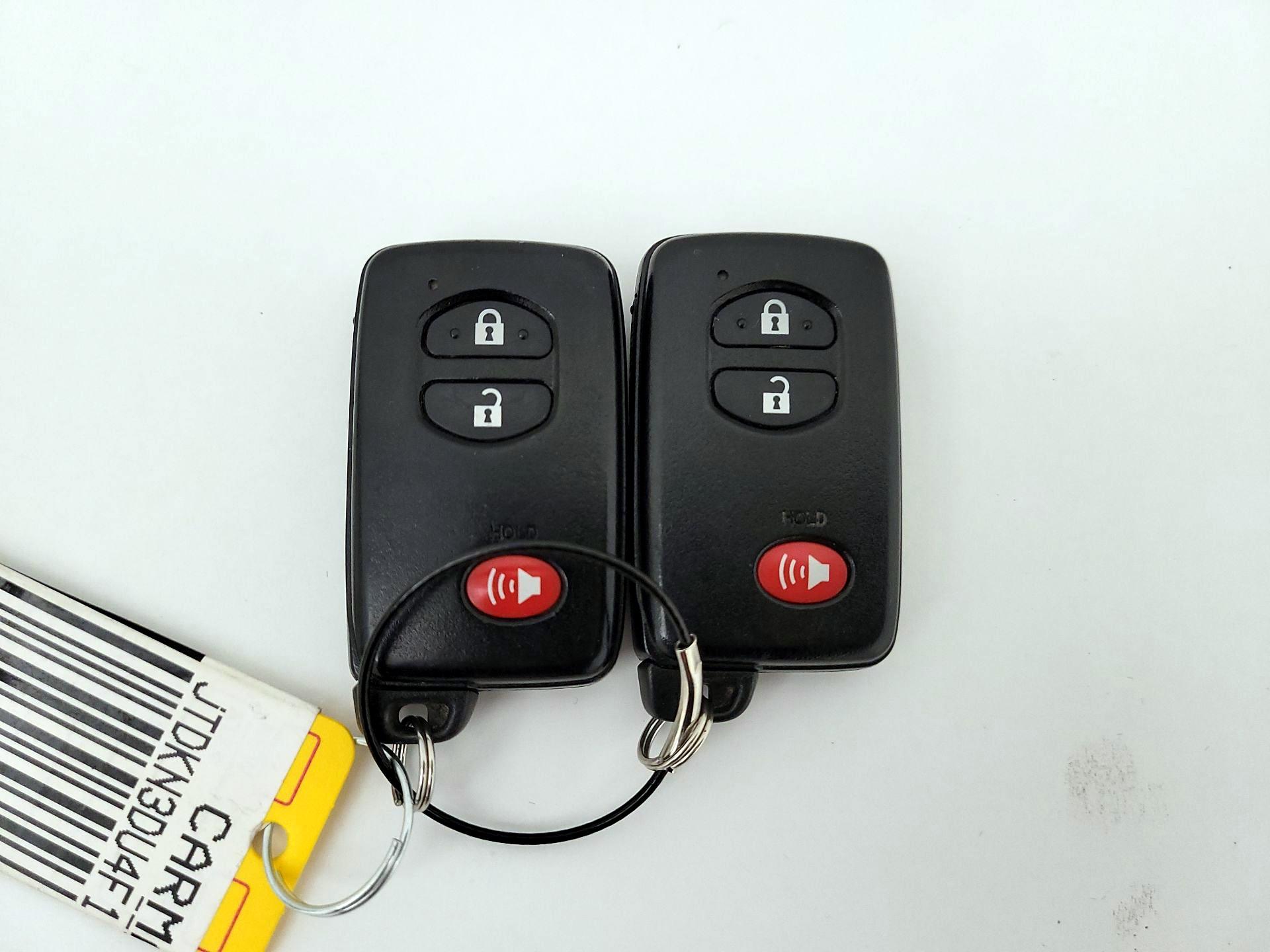 Thumbnail: 2015 Toyota Prius - 20