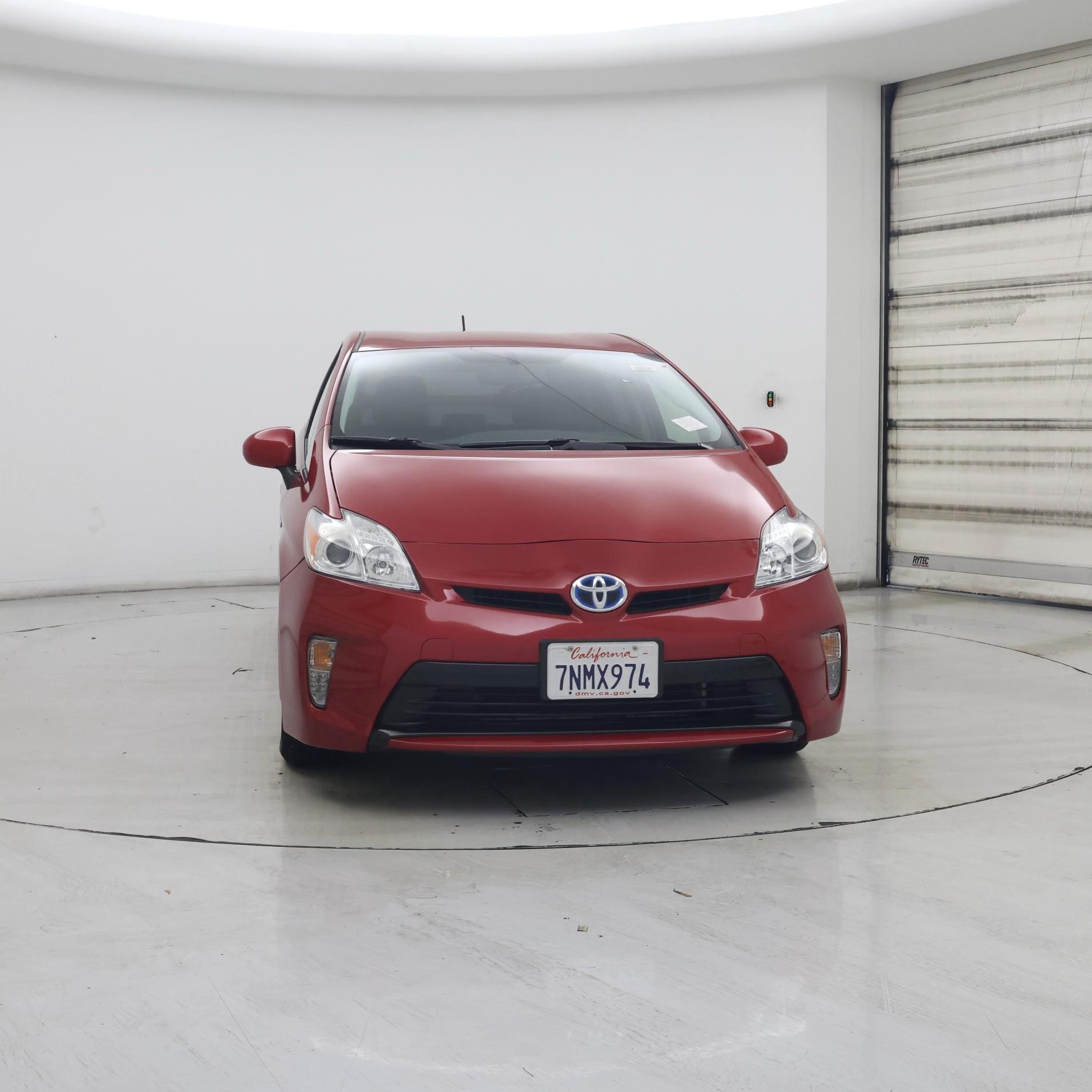 Thumbnail: 2015 Toyota Prius - 5