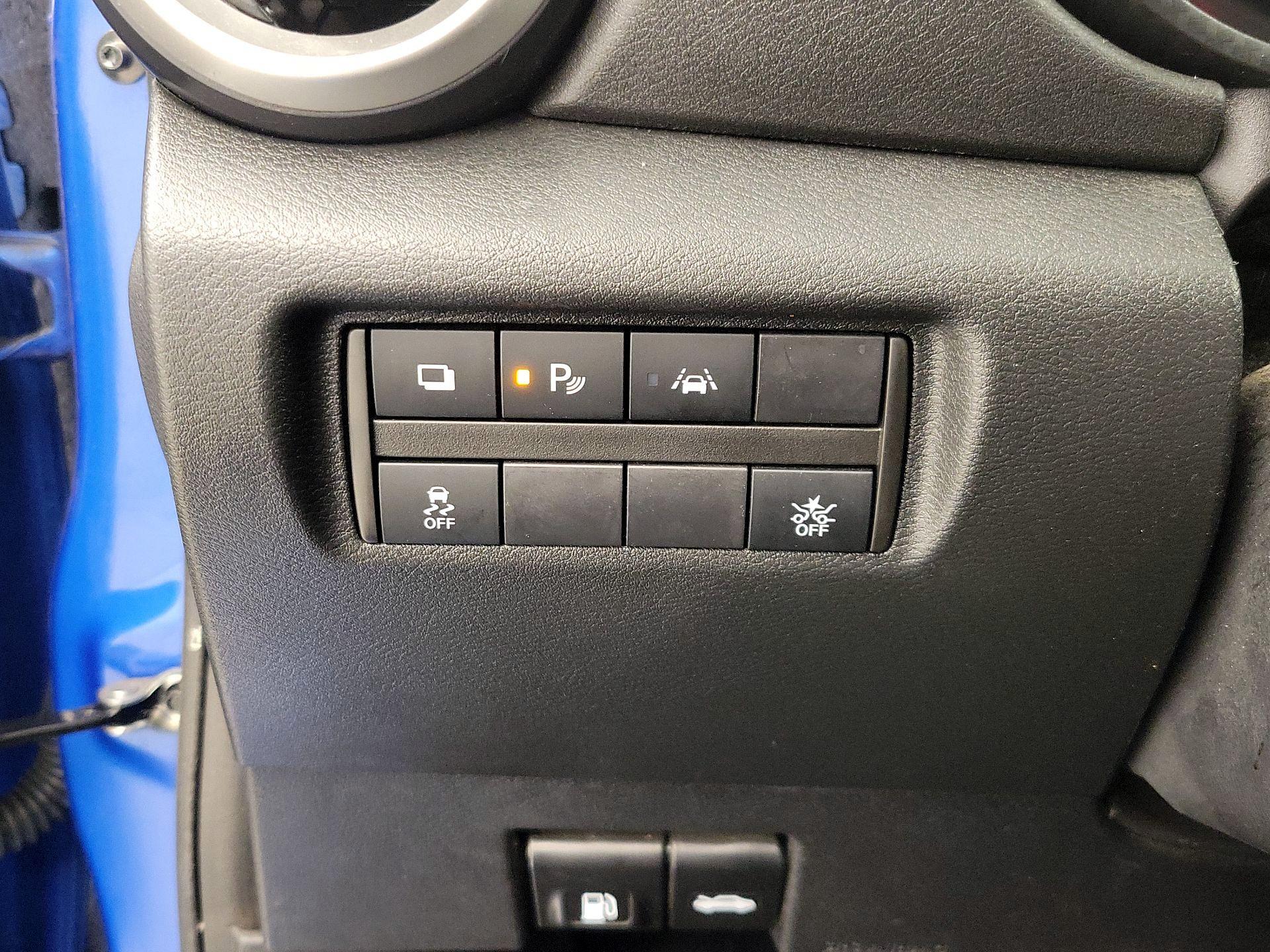 Thumbnail: 2021 Nissan Versa - 13