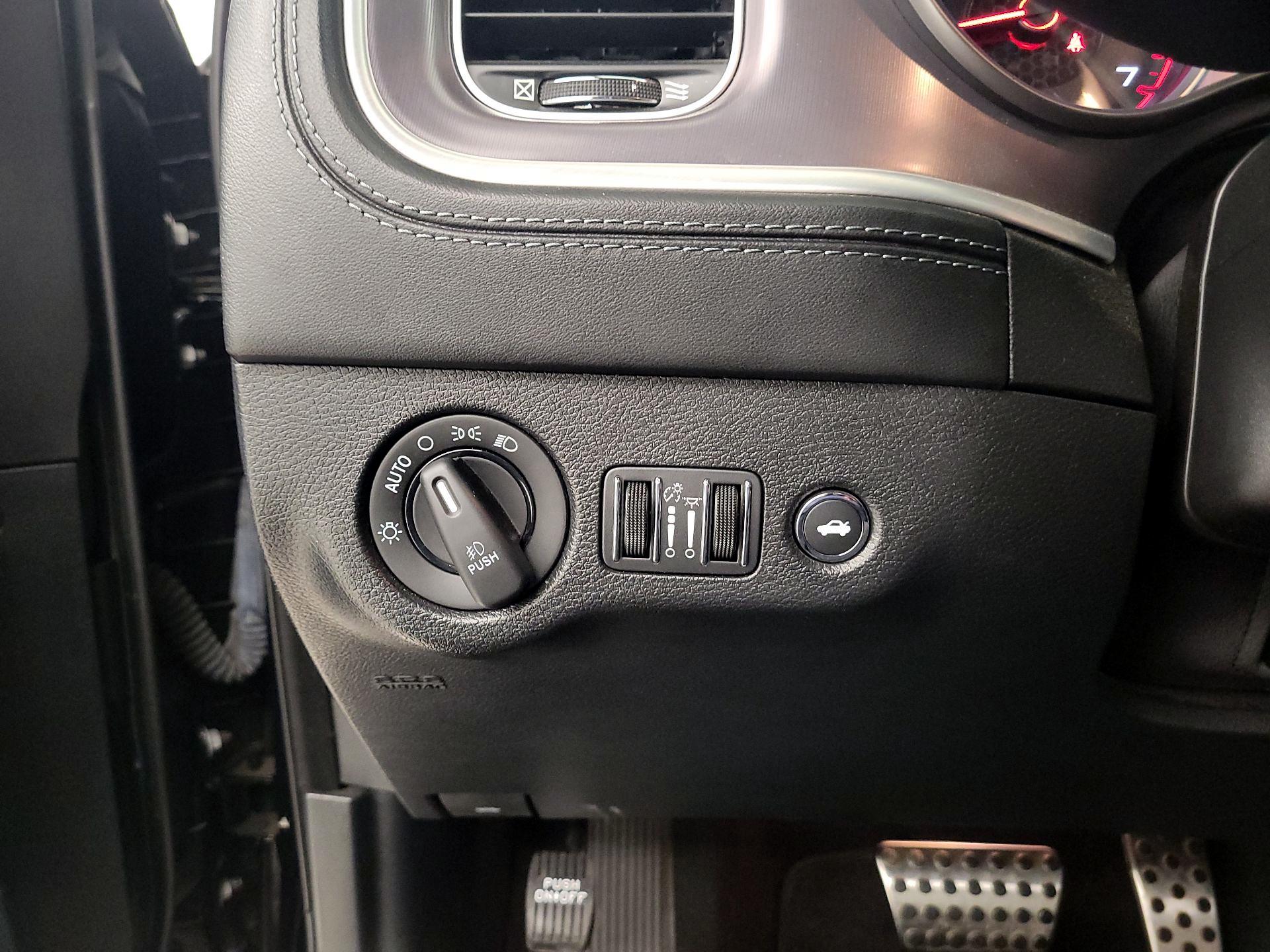 Thumbnail: 2021 Dodge Charger - 13