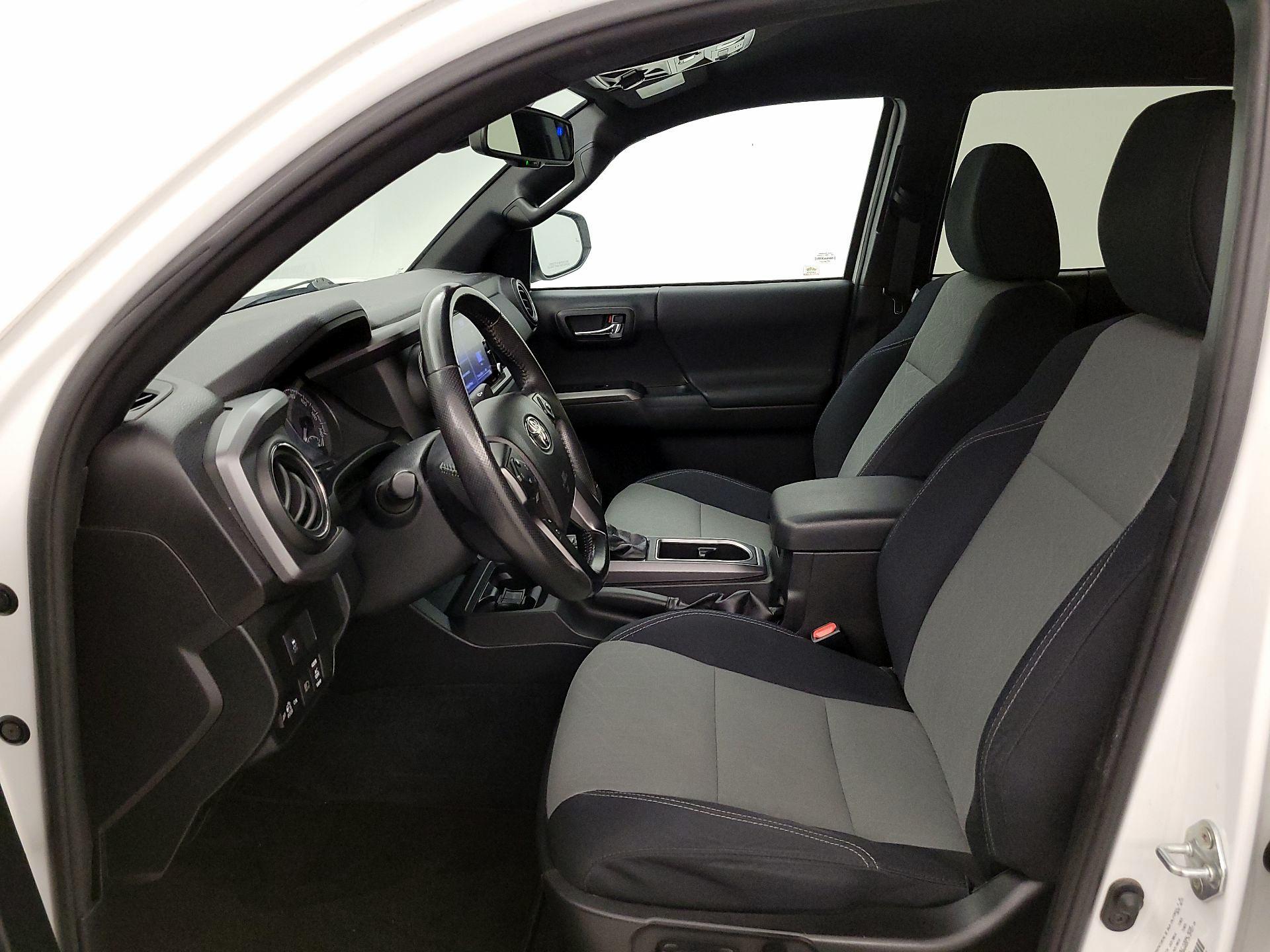 Thumbnail: 2021 Toyota Tacoma - 11