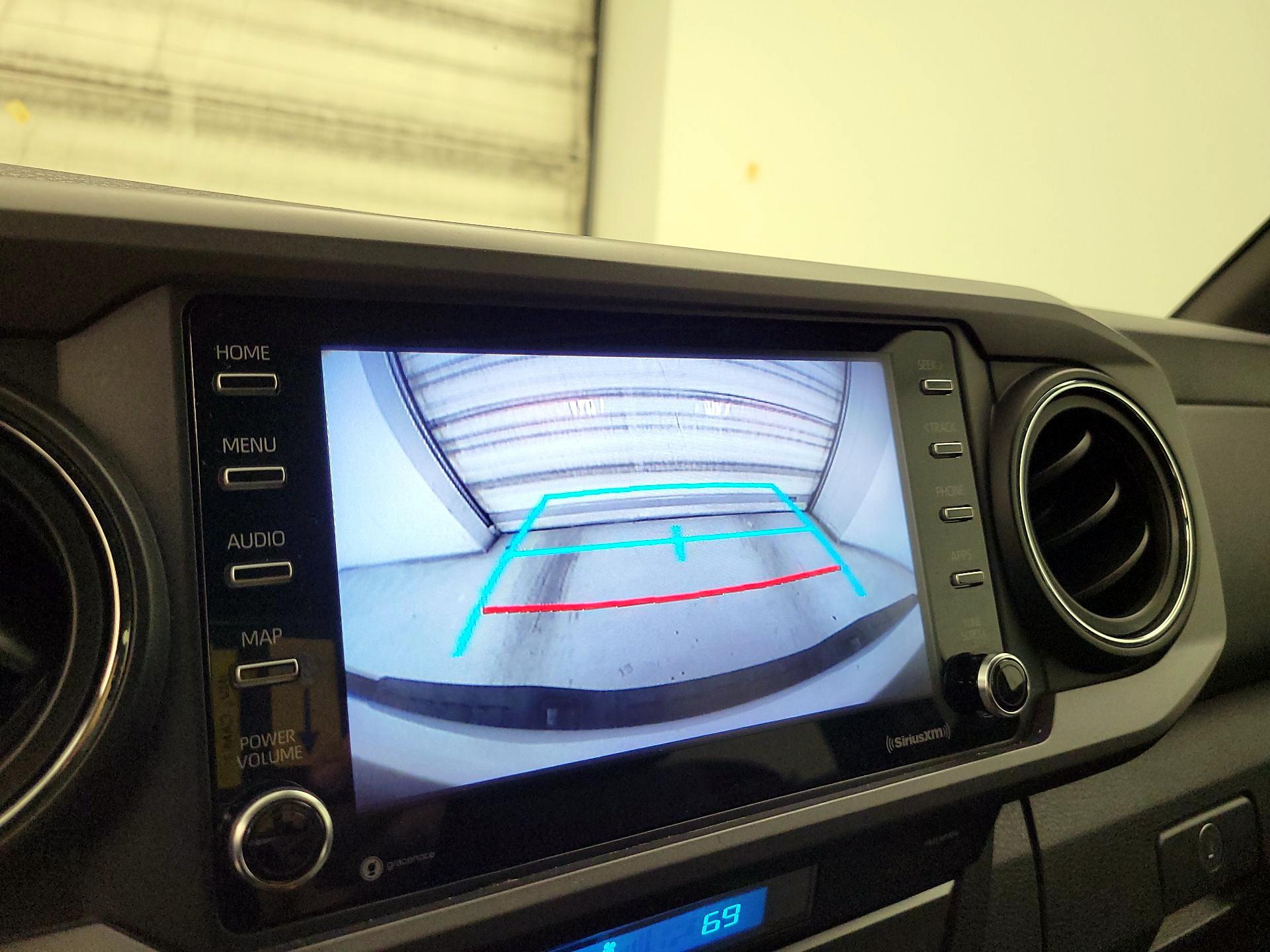 Thumbnail: 2021 Toyota Tacoma - 14